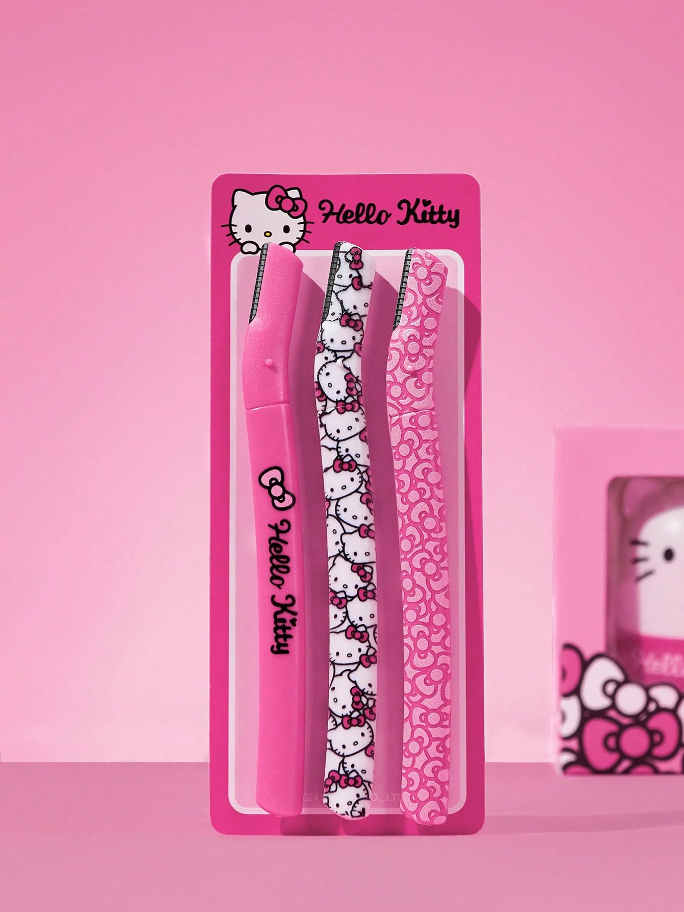 FEZEYHello Kitty 3Pcs/set Pink Eyebrow Razor Set - Cute, Safe, Precise Facial,Chin Hair Remover for Women, dermaplaning, Eyebrow Shaper for Smooth Skin