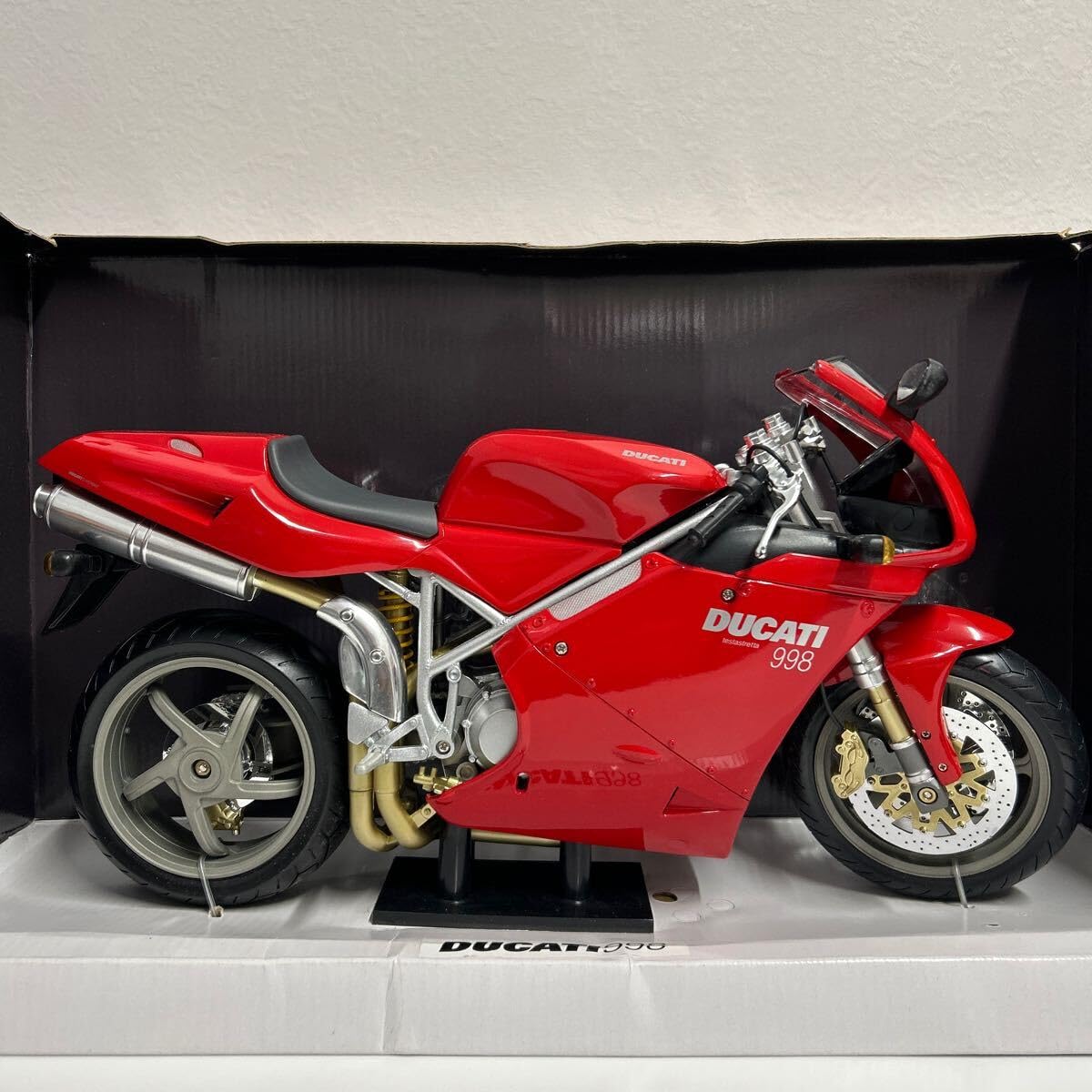 Amazon | NewRay 1/6 Ducati 998 testastretta Red ニューレイ