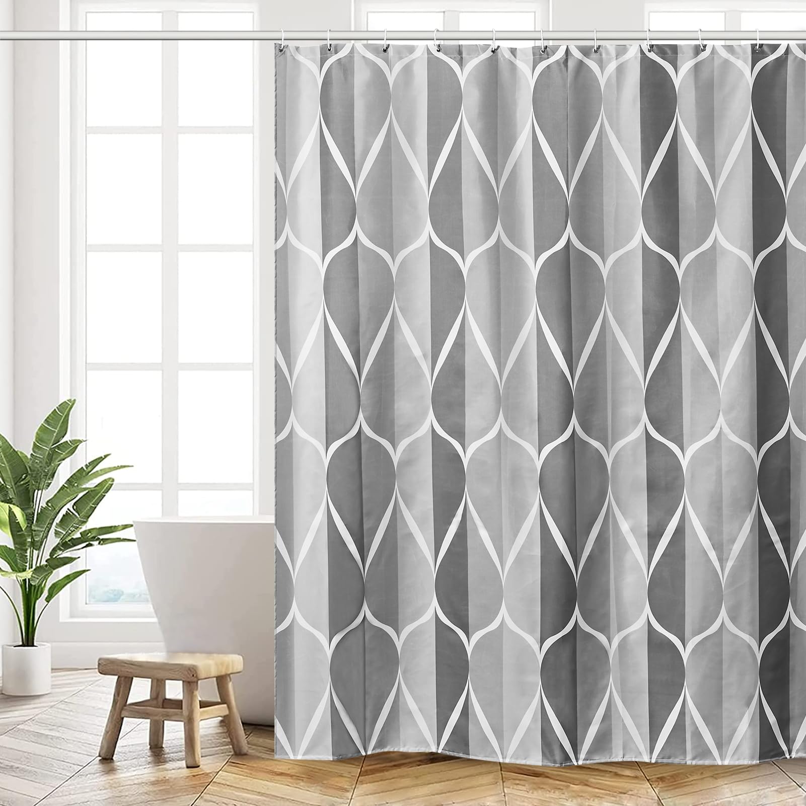 Douchegordijn van polyester stof, met een moderne waterverf-look van