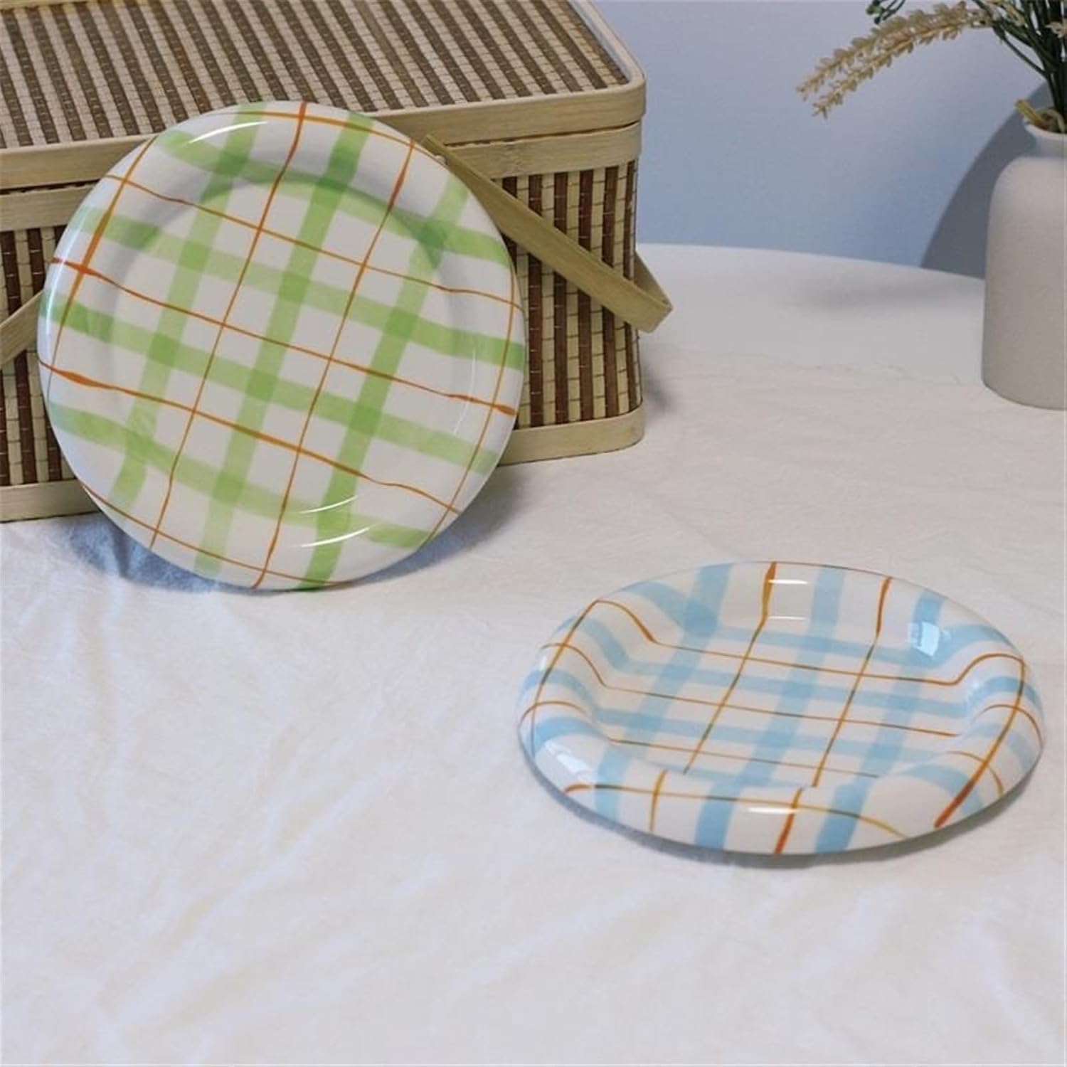 Dinner Plate Set 8 Inch Home Ceramic Plates, Checked Plate, Graffiti Plate, Cheap Breakfast Dessert Plate, Fruit Plate for Kitchen Restaurant Creative Ceramic Plate (Colour: 2)
