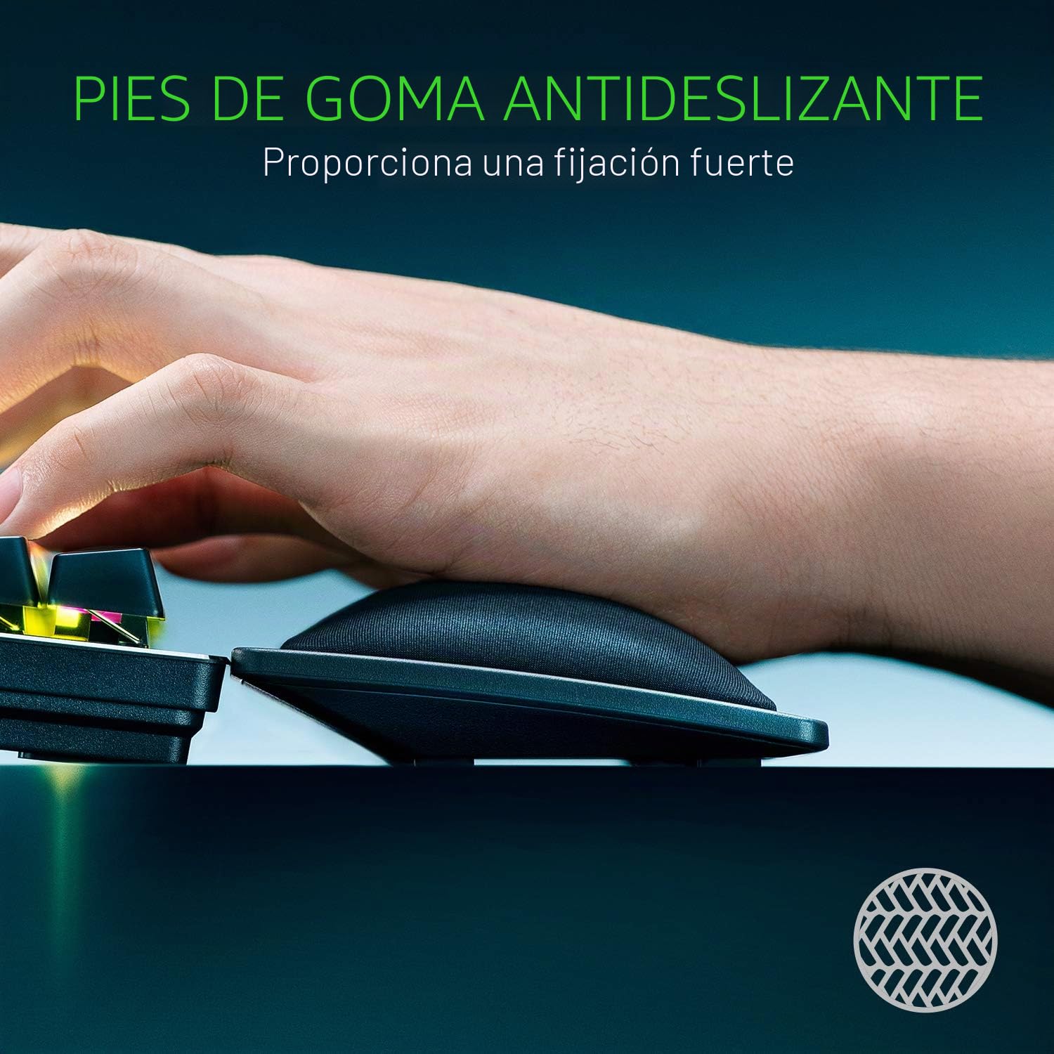 Razer Ergonomic Wrist Rest Pro - reposamuñecas ergonómico con gel refrescante para teclado (patas de goma antideslizantes, compatible con todos los teclados de tamaño completo) Negro
