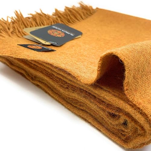 Miniatura 10 de Manta Cityscape  100% pura lana de alpaca bebé  6.6 pies de largo x 4.25 pies de ancho  Ropa de cama hipoalergénica, suave y acogedora (París)