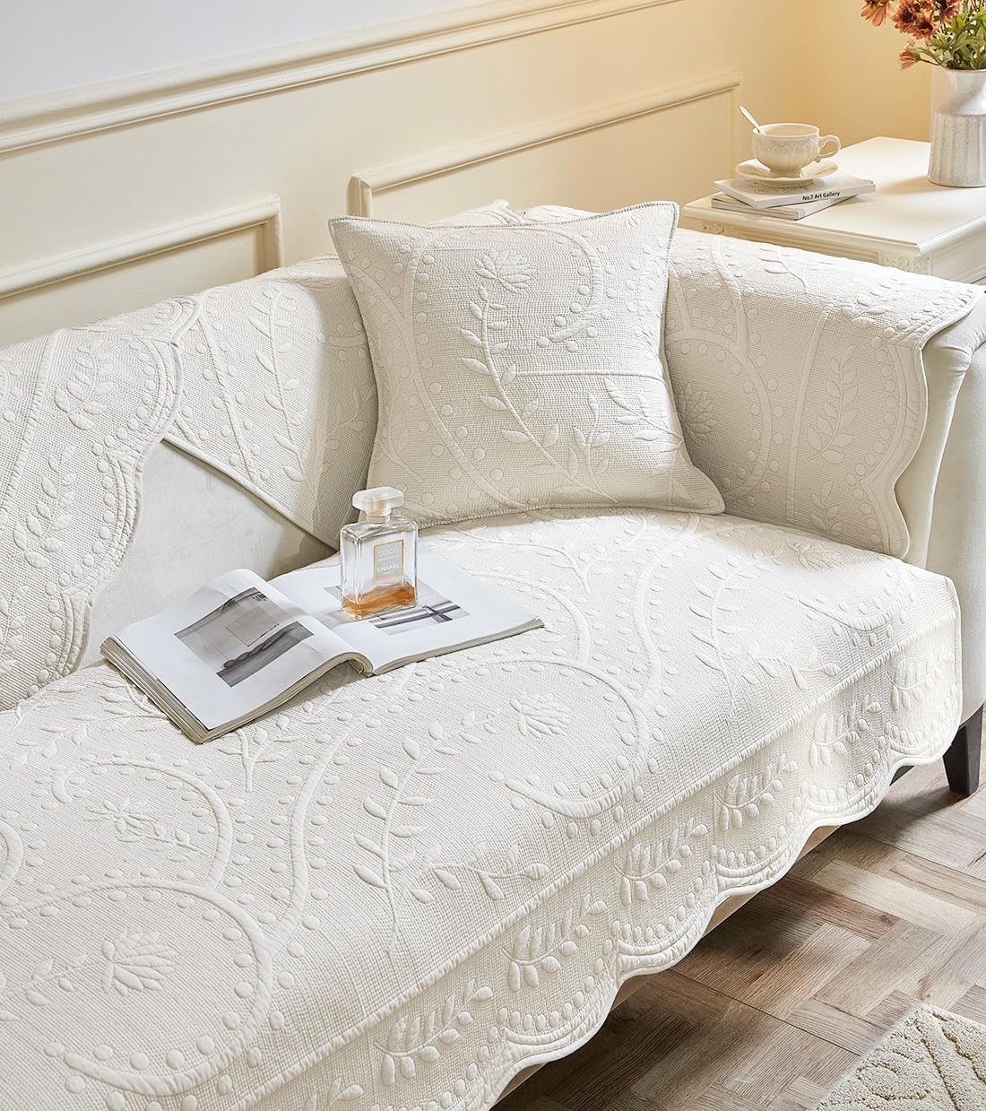 vctops Set di 2 federe per cuscini in cotone trapuntato, per divano, letto, divano, motivo floreale con foglie ricamate (beige, 45,7 x 45,7 cm)
