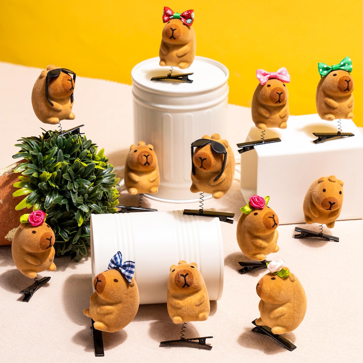Amazon.com : 12 Pcs Capybara Hair Clips, Cute Capybara Clip  display picture 1