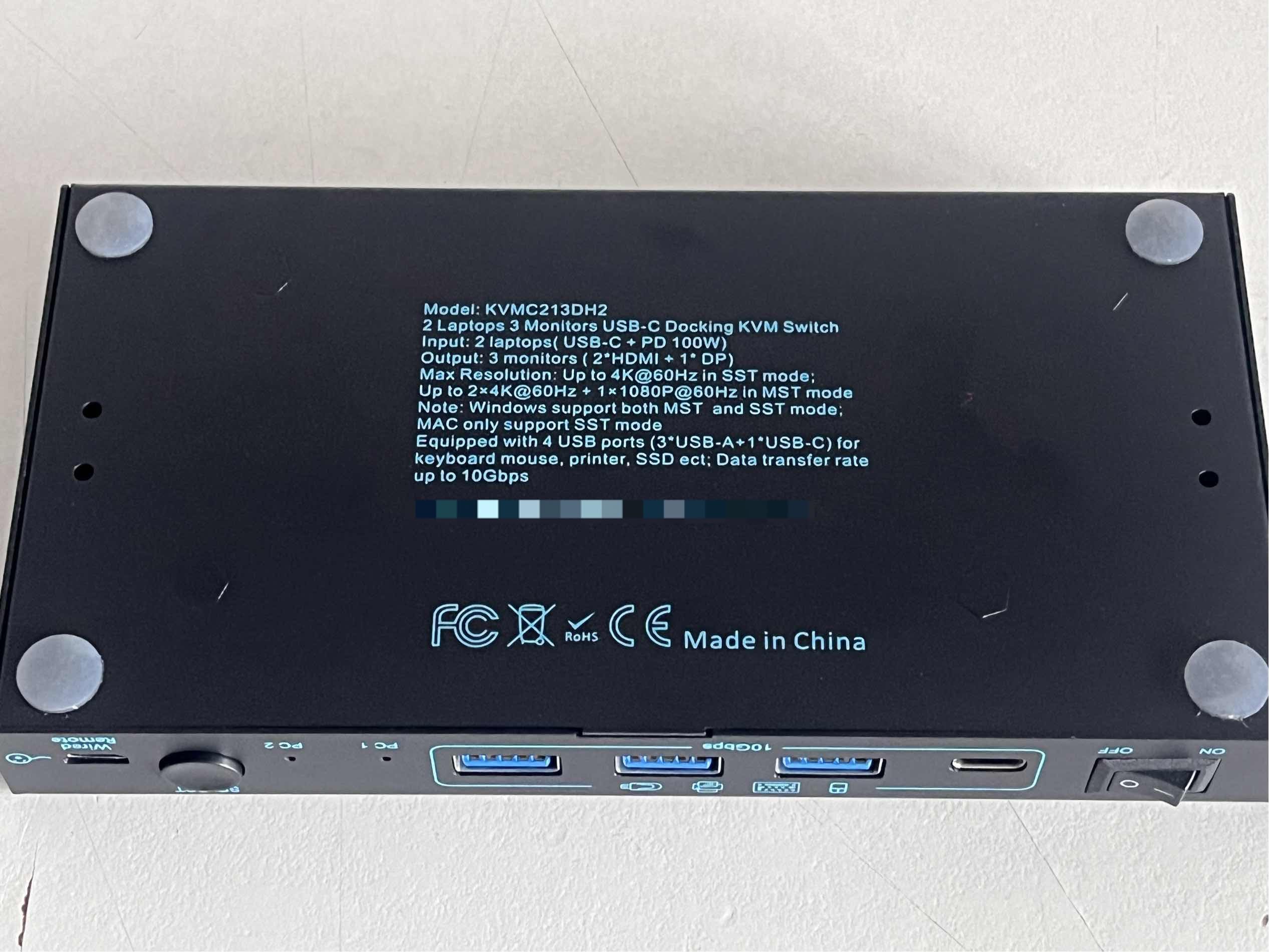 2 Laptops 3 Monitore KVM Switch 2 Port MST Dual USB-C Docking KVM Unterstützung für drei Monitore Max 10 Gbit/s USB-Übertragung Zwei 4K@60Hz- und ein 1080P@60Hz-Videoausgang 100 W PD-Ladefunktion