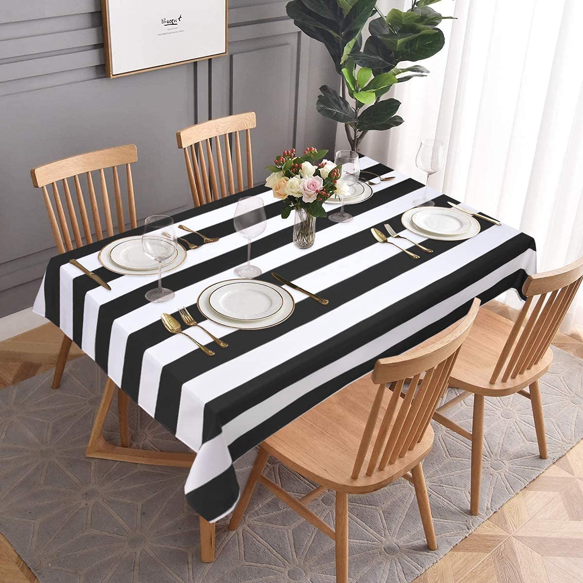 Nappe à rayures noires et blanches pour table de salle à manger