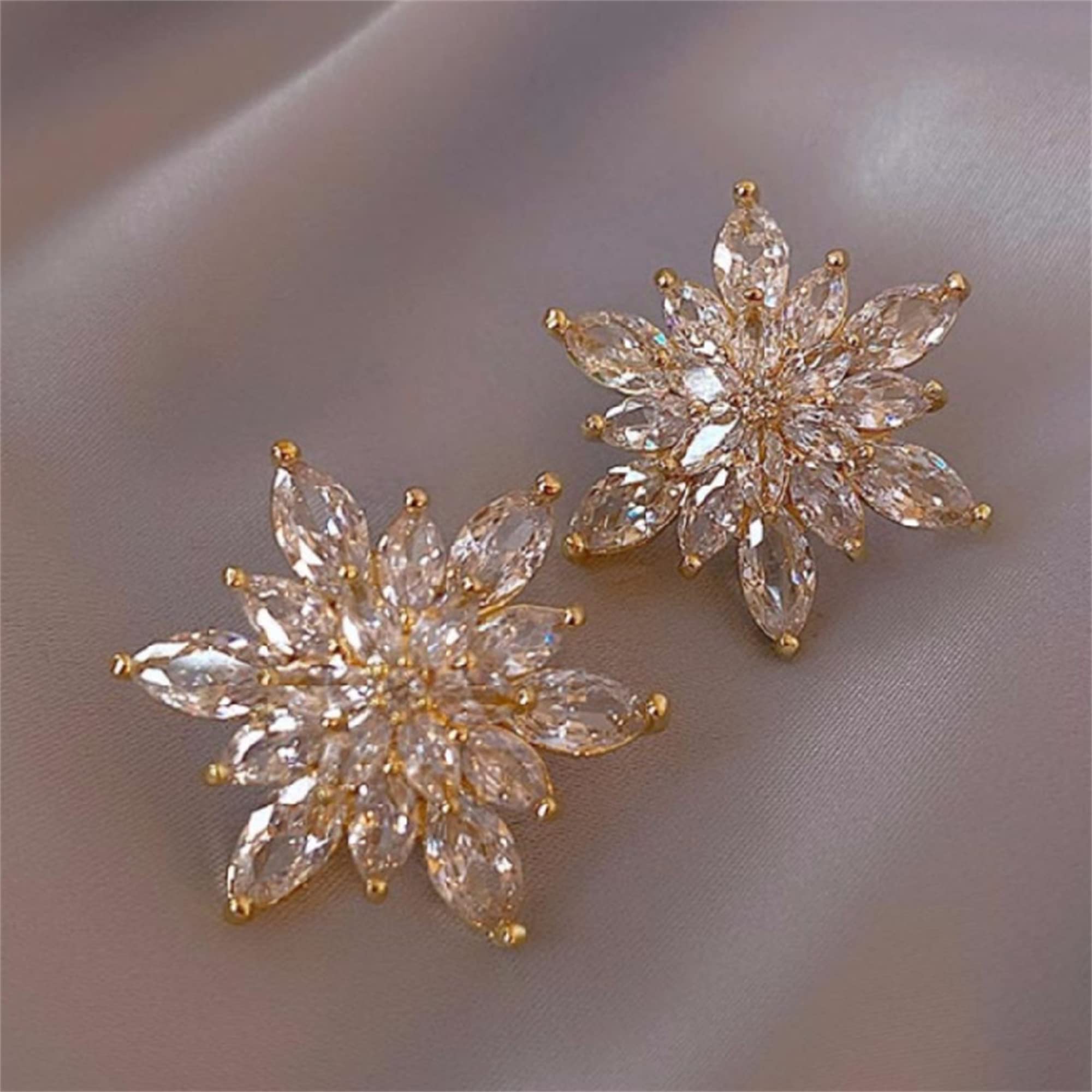 Aretes tipo dormilona con diseño de flores de cristal, elegantes, hipoalergénicos, grandes, grandes, brillantes, circonita cúbica, diamantes de imitación, margaritas, girasol, racimo floral, racimo, 7