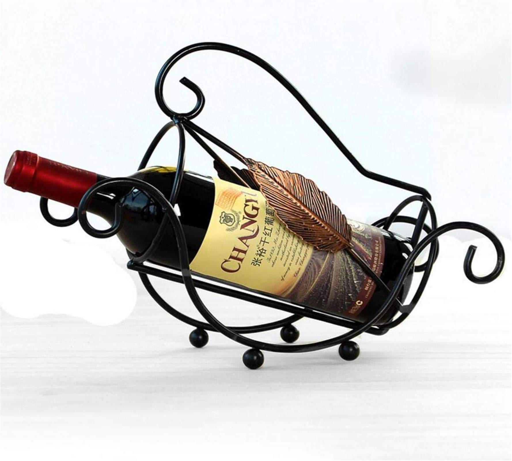 Casier à vin en fer forgé pour sublimer vos apéritifs et dîners de fête