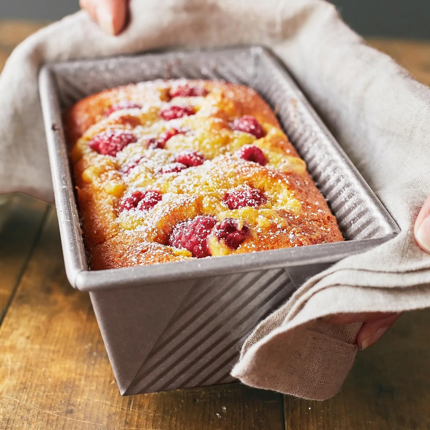 Sur La Table Platinum Pro Loaf Pan, 8½" x 4½", Silver
