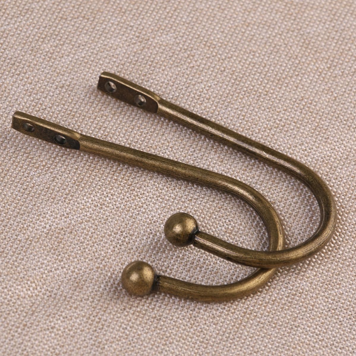 2pcs Wall Mounted Single Hanging Hooks Iron Coat Hanger Pair