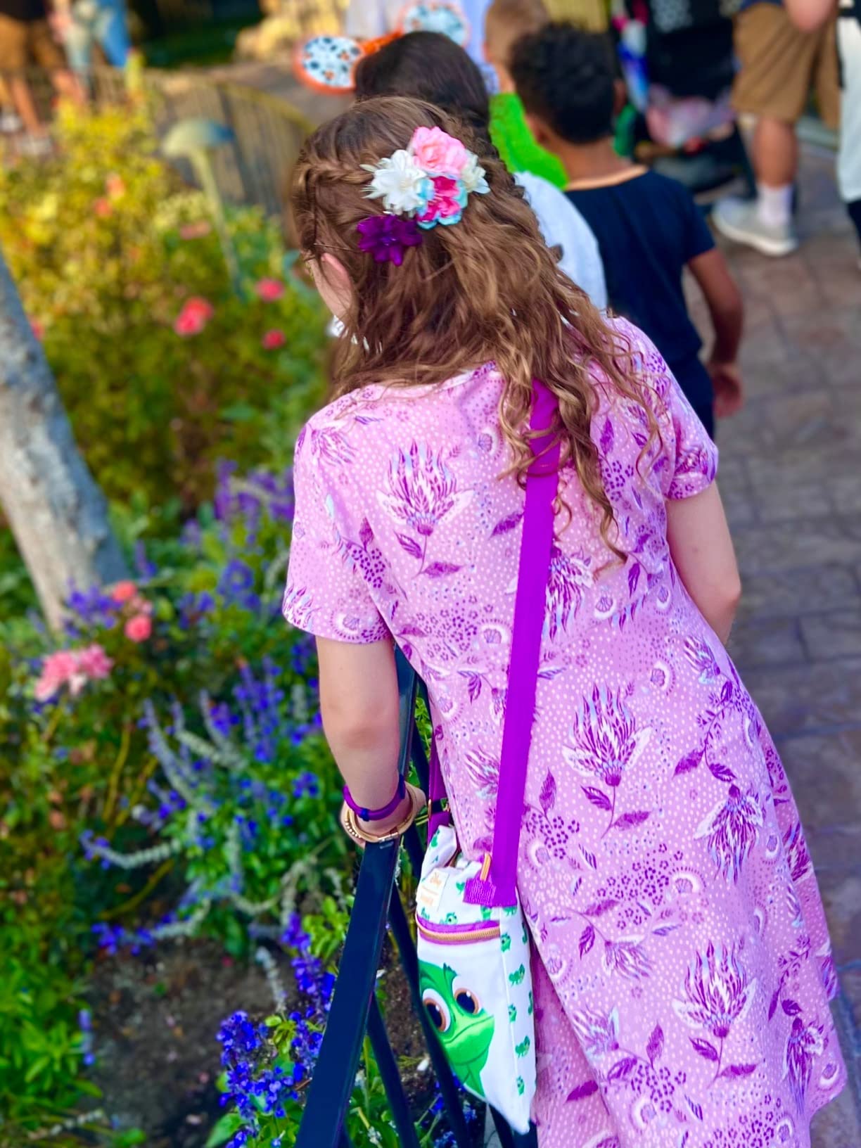 Loungefly Disney Tangled Pascal Passport Crossbody Bag: Handbags ...