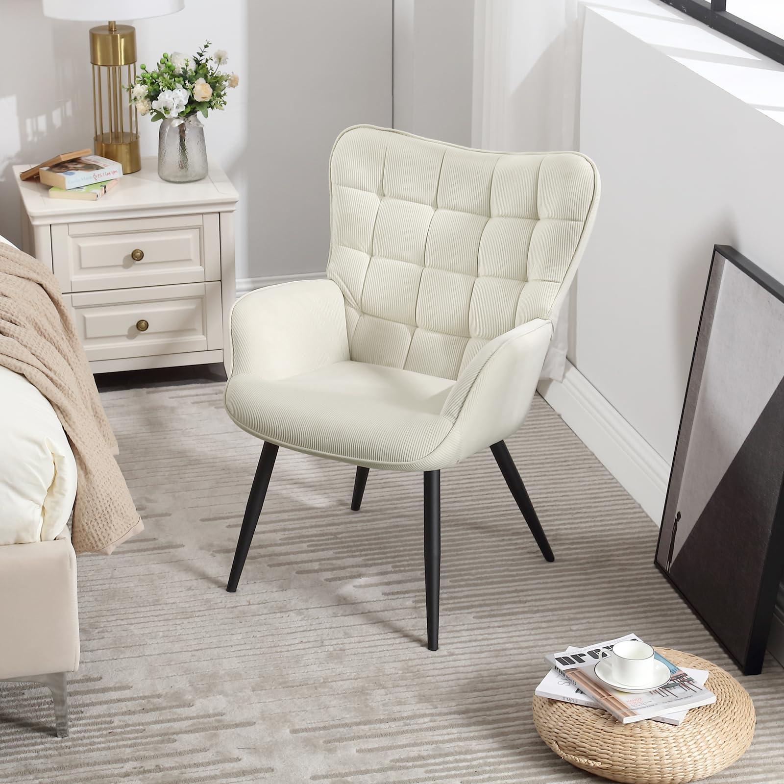 WOLTU Ohrensessel modern, Sessel Wohnzimmer, Schlafzimmer, Balkon, Relaxsessel bequem, mit Metallbeinen, Cordbezug, 63,5 x 51 x 87 cm, Cremeweiß