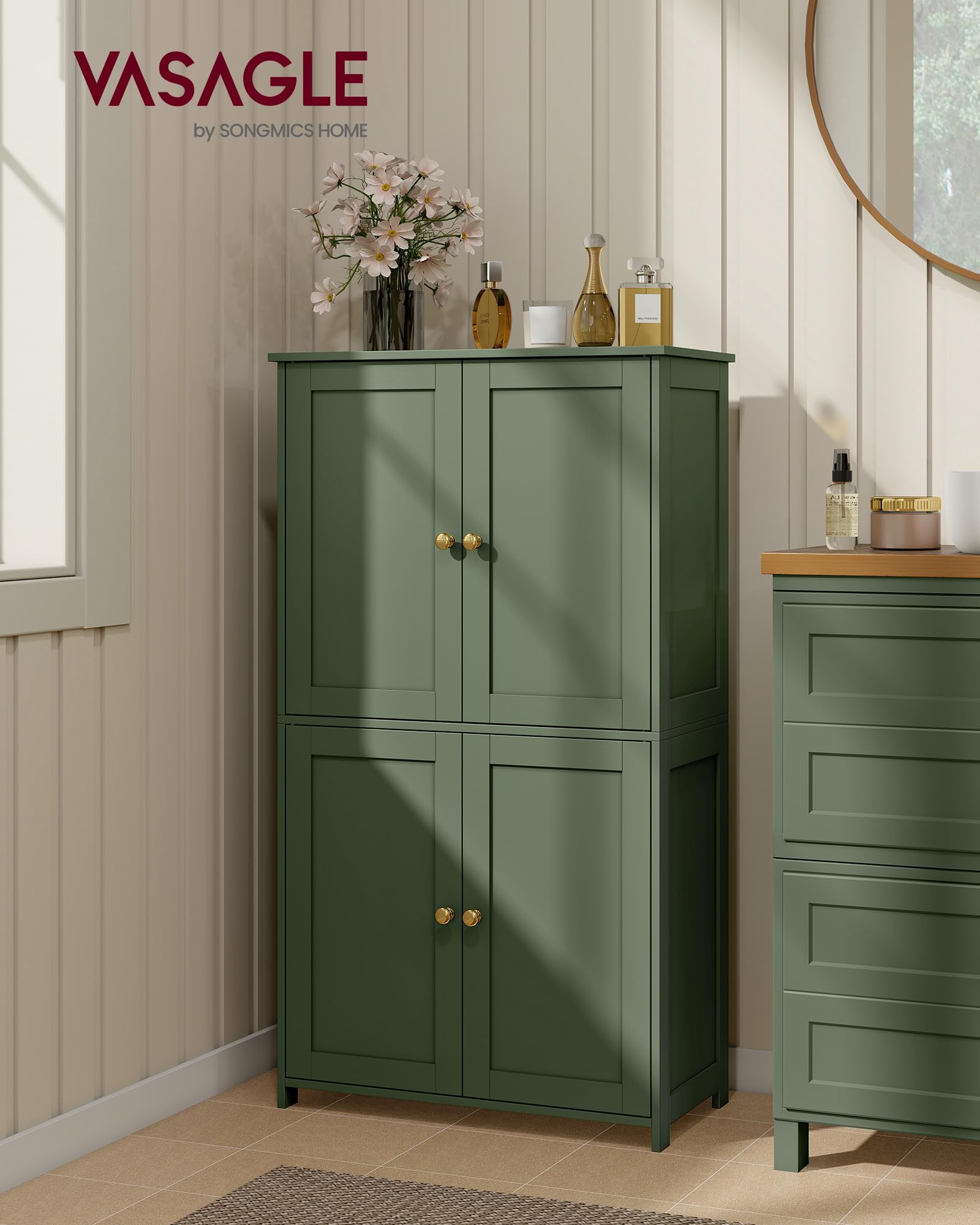 VASAGLE Badezimmerschrank, Badschrank im Shaker-Stil, mit 2 verstellbaren Ablagen, 4 Türen, Schrank für Badezimmer, Hochschrank, für Küche, waldgrün BBC553CH01