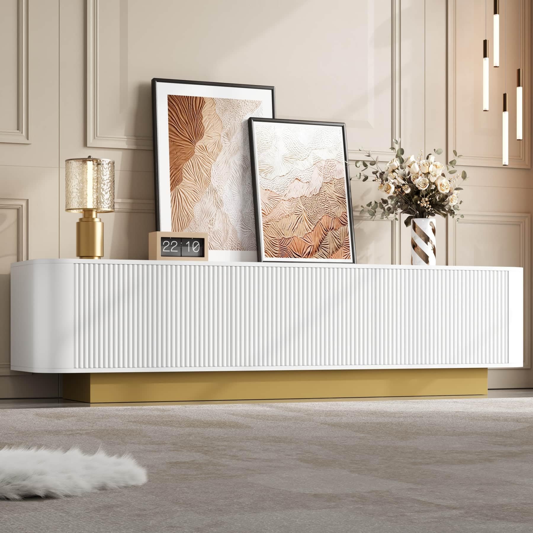PUGSDRLY Meuble TV Moderne avec étagères réglables et 3 Portes, Meuble TV Bas avec Espace de Rangement,Design sans poignées, pour Salon et Chambres à Coucher,170x40.5x47cm (Blanc)