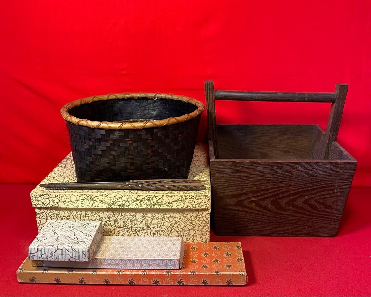 【茶道具】玉堂造　色絵竹手桶水指（共箱）塗蓋　表完造 茶道具玉堂造 色絵竹手桶水指（共箱）塗蓋 表完造 茶道具】