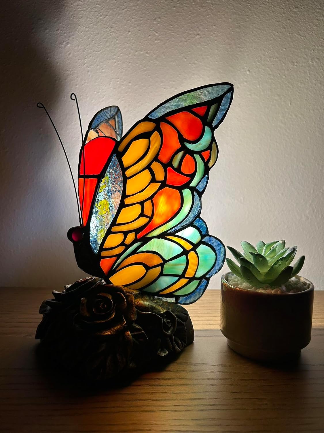 Tiffany Butterfly Mini Night Light Table Lamp Blue Red Green Stained Glass Shade for Bedside Living Room Bedroom 5" D x 7" W x 10" H