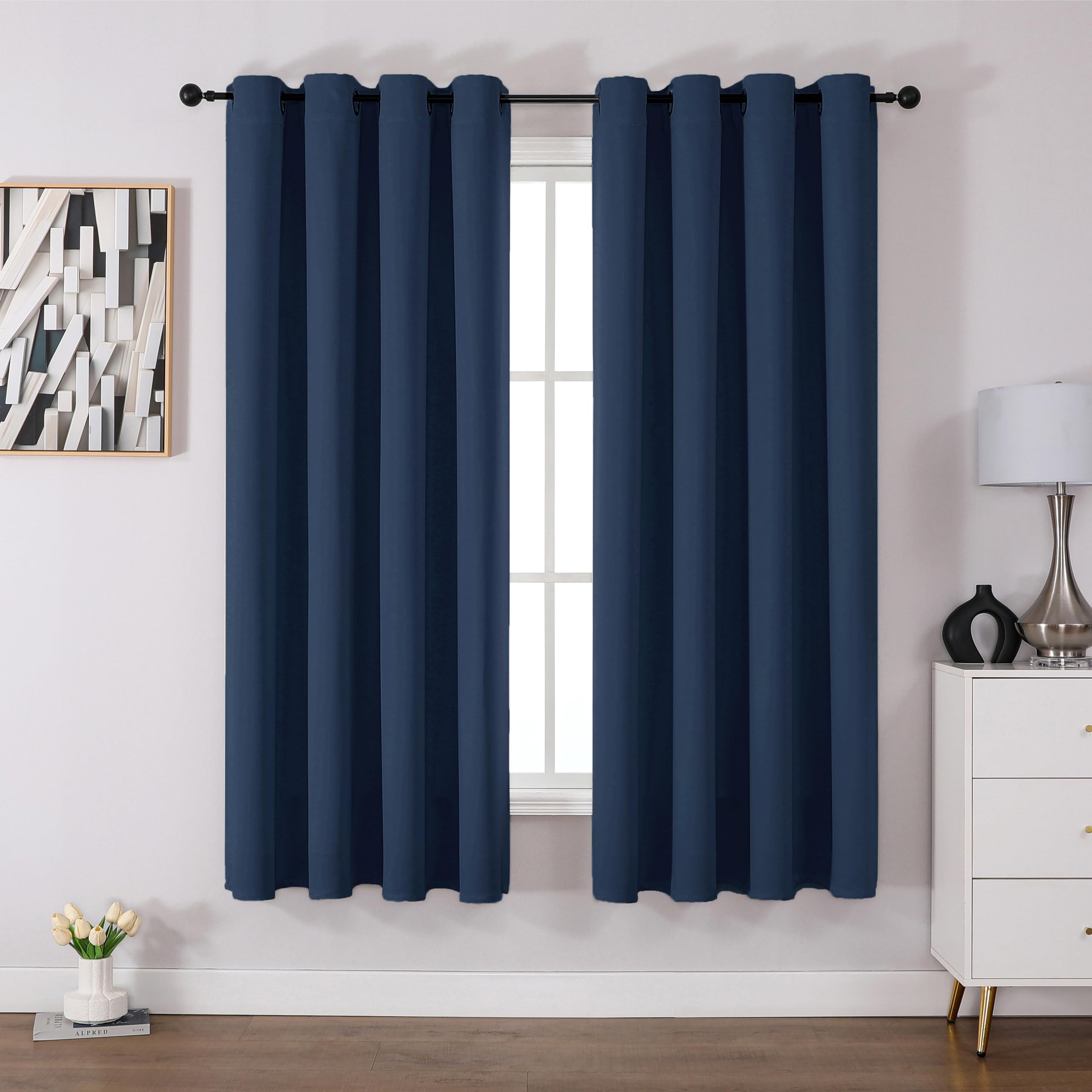CUCRAF Verdunklungsvorhänge Thermovorhang Kälteschutz 2er Set H183 x B117cm Vorhänge mit Ösen Navy Blau Vorhang Blickdicht Weich und Langlebig Schallschutz Vorhang für Schlafzimmer Wohnzimmer