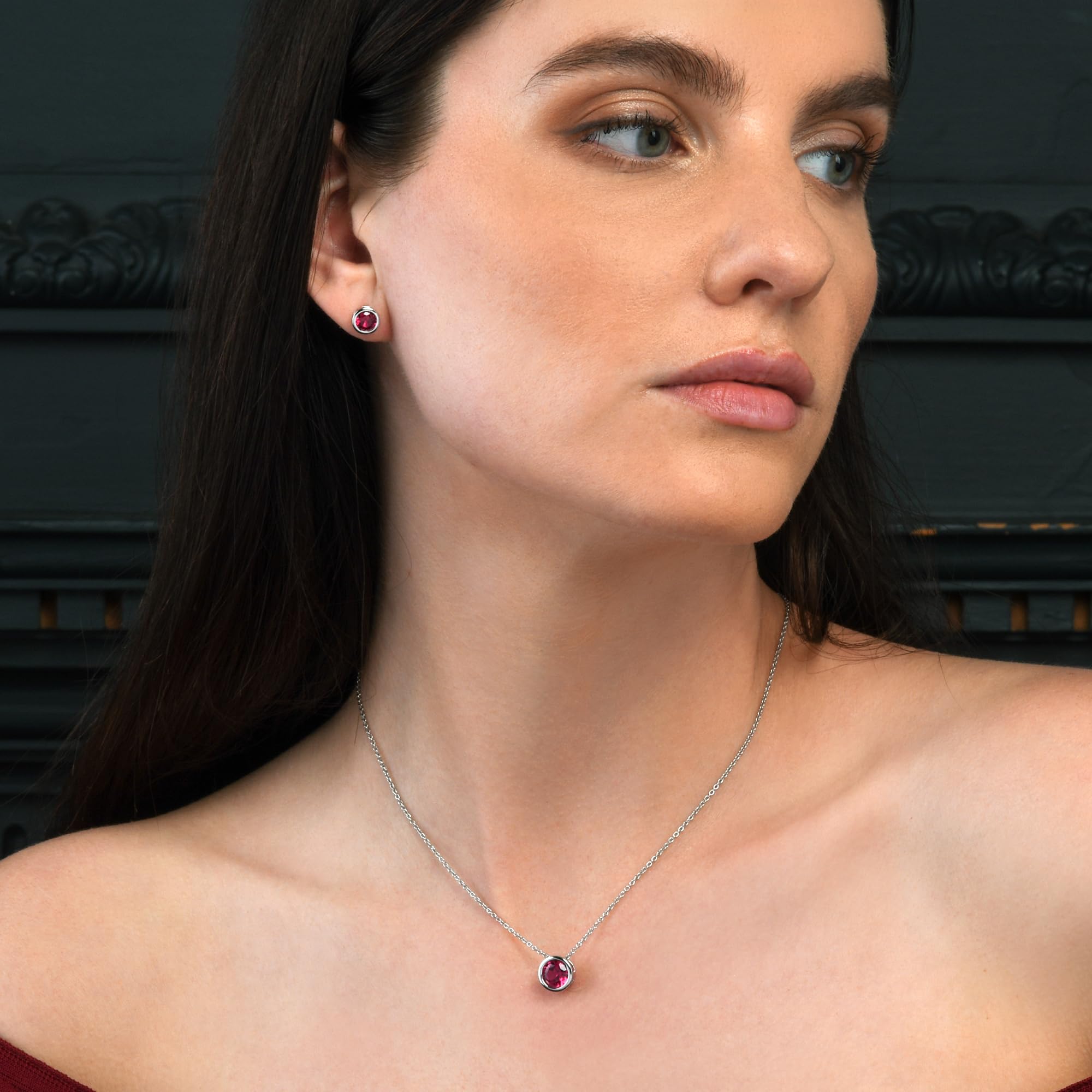 namana Collier Pendentif en Solitaire avec une Pierre de Couleur, Collier Femme en Argent Sterling 925, avec une Unique Pierre de Couleur, Blanc, Vert, Bleu ou Rouge, Collier Femme en Argent Massif