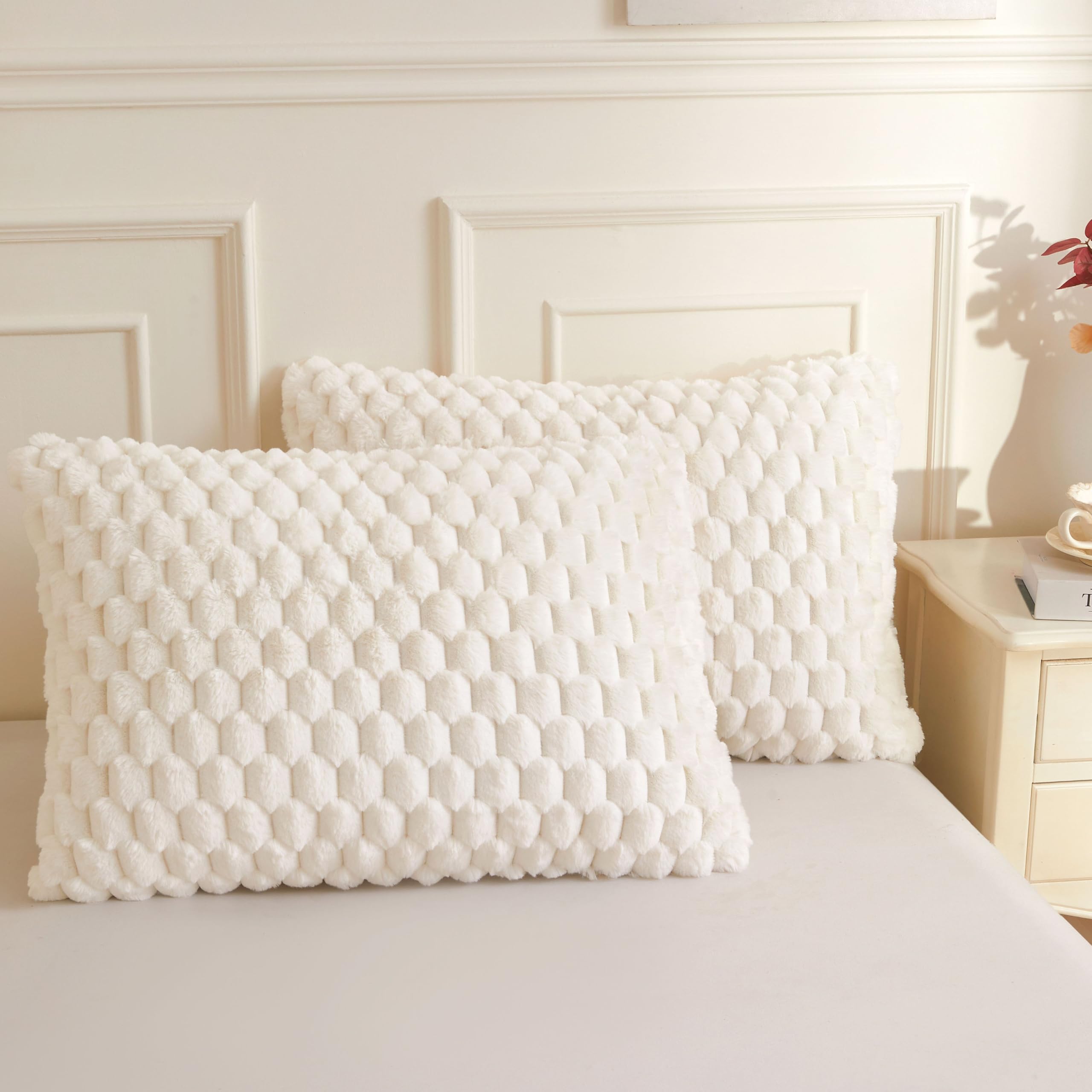 XeGe 3D Bubble Fluffy Faux Rabbit Fur Pillowcases Standard, Beige, Set of 2