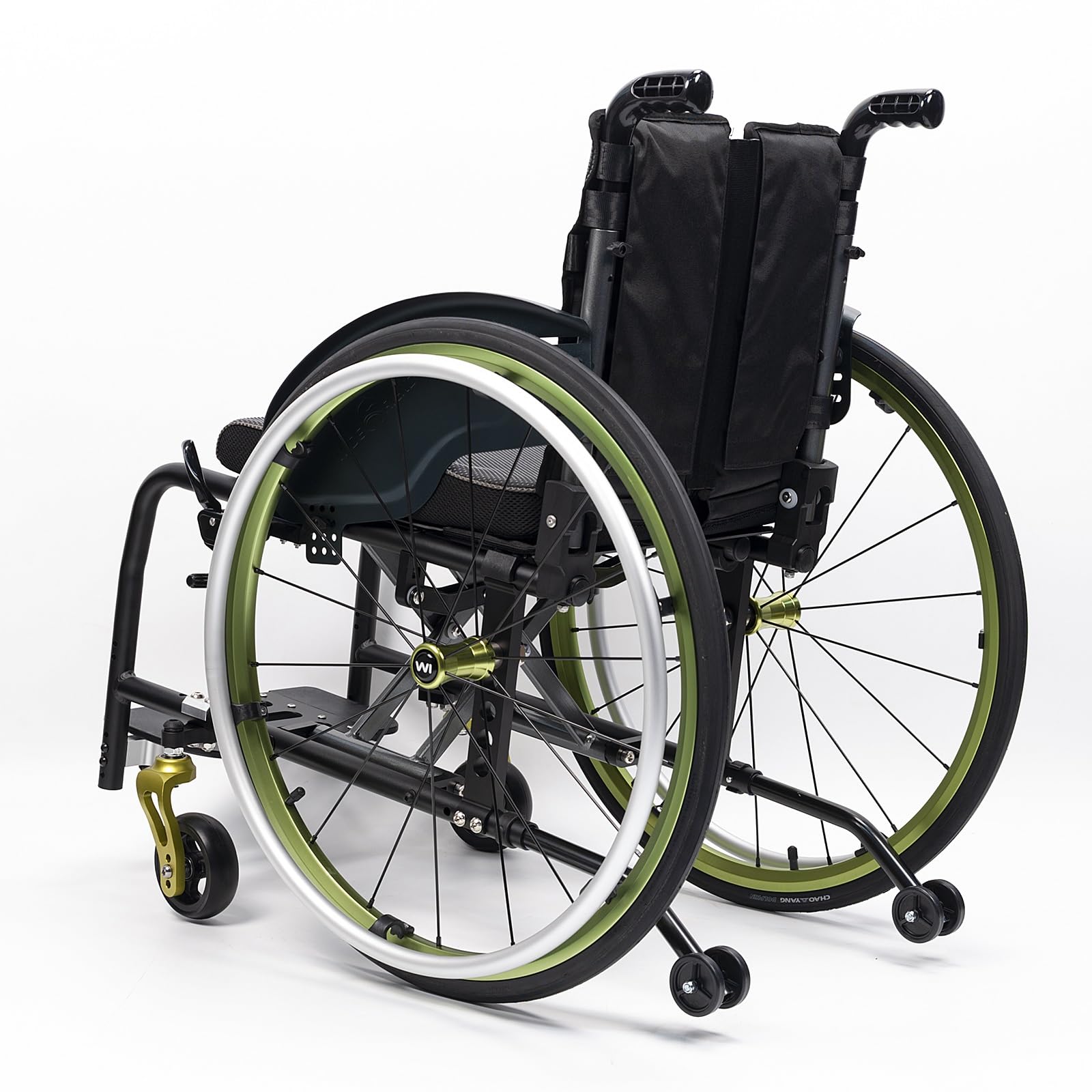 Silla de ruedas manual ligera, silla de ruedas deportiva ultraligera portátil todo terreno, silla de ruedas plegable, sillas de ruedas de transporte con antivuelco(A,40cm/15.7in)