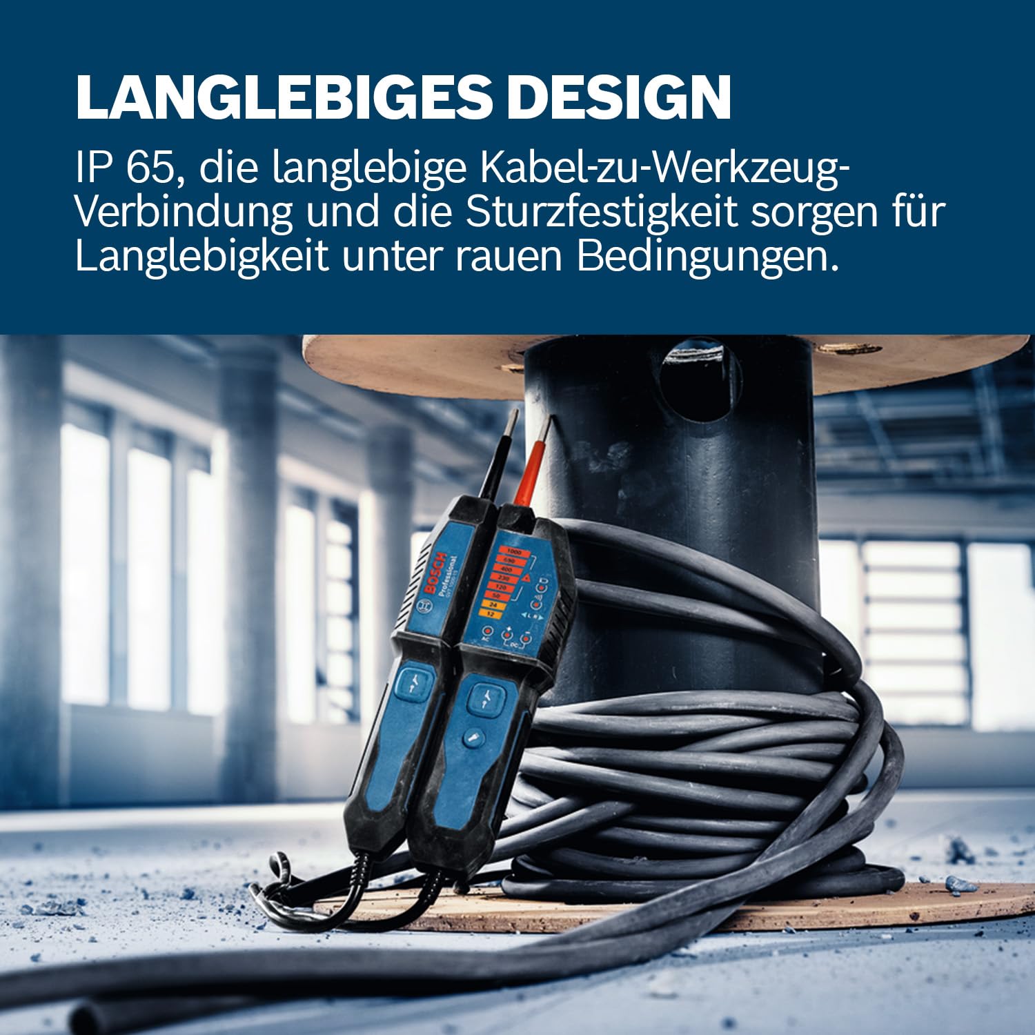 Bosch Professional Spannungsprüfer GVT 1000-15 (Spannungsprüfung bis 1000 V AC/DC, LED-Feedback, Summer, Vibrationsalarm, IP65, eingebaute Taschenlampe, 125 cm Kabel, 2x1,5 V LR03 (AA), Tasche)