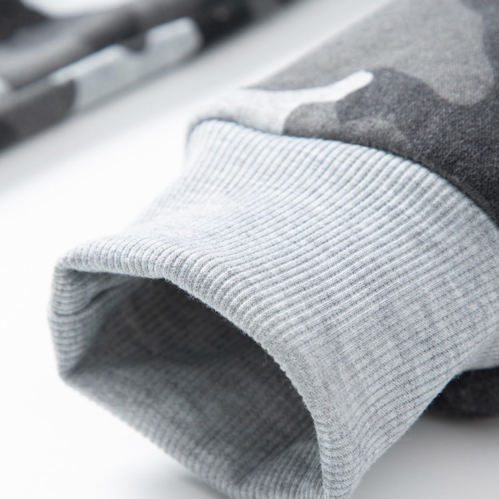 Generisch Tuta da uomo mimetica, 2 pezzi, oversize, con cappuccio e pantaloni sportivi, set da uomo, con tasche e pantaloni da jogging, tracksuit fitness per il tempo libero sport