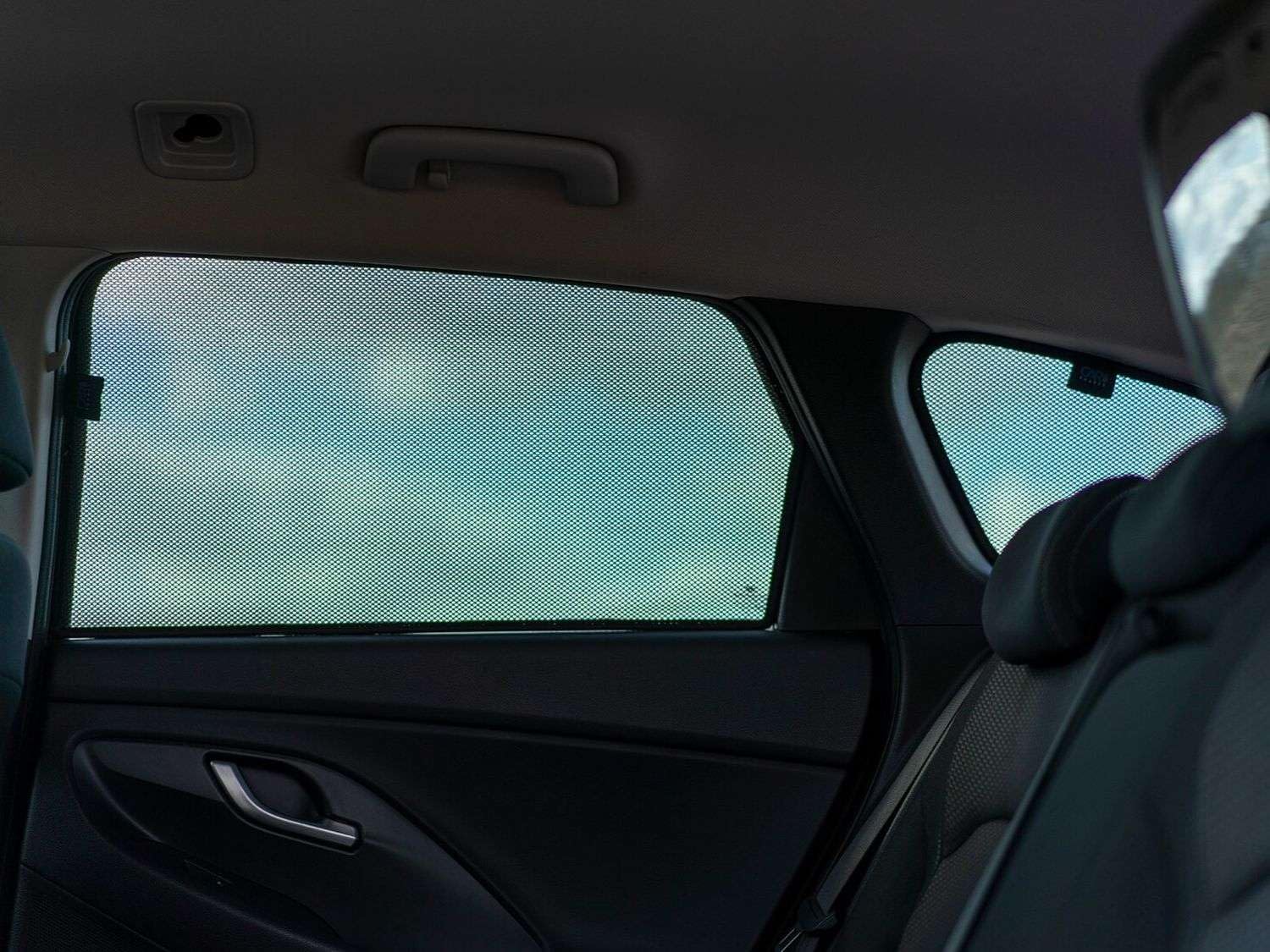 Fahrzeugspezifische Sonnenschutz Blenden passend für Hyundai i30 CW Kombi ab 7/2017 (PD) Komplett-Set AZ17000914