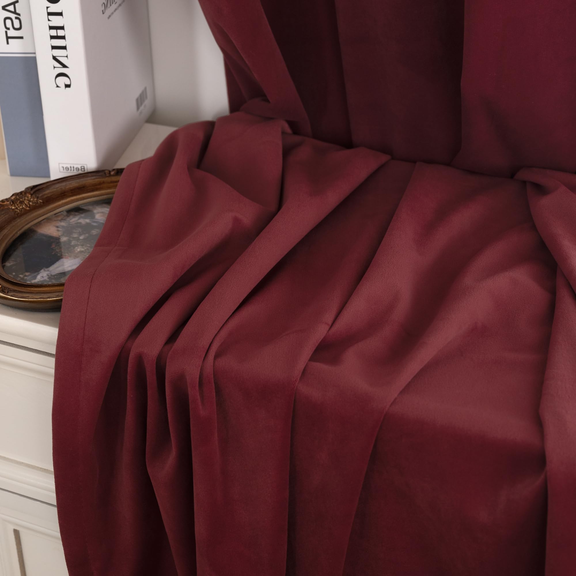 YoungsTex Cortinas de terciopelo borgoña de 96 pulgadas de largo para sala de estar, con aislamiento térmico, cortinas de longitud al suelo, cortinas de privacidad para dormitorio, bloqueo de luz,