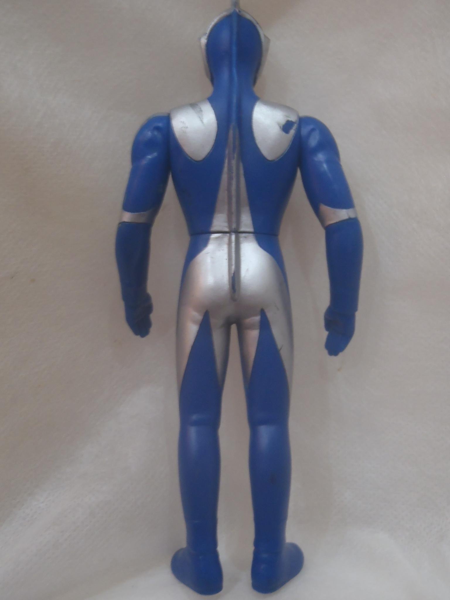 Amazon.co.jp: ウルトラマン ソフビ 2001 約16cm ウルトラマン