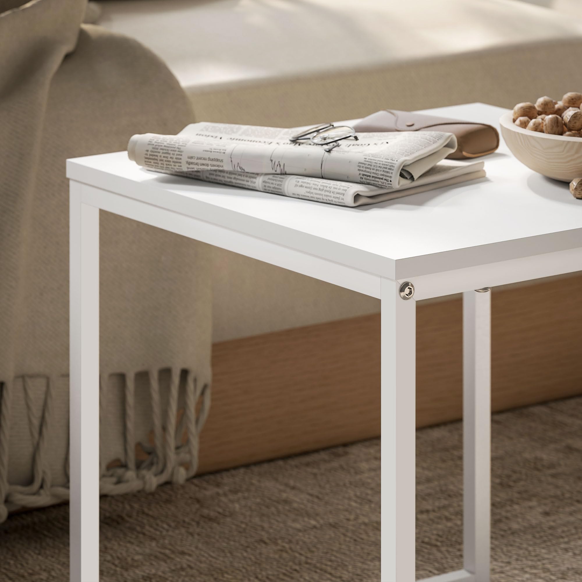 HOMCOM Lot de 2 Tables Basses Gigognes Carrées, Tables Gigognes de Salon avec Cadre en Acier, pour Salon, Chambre, Petit Espace, Style Moderne, Blanc