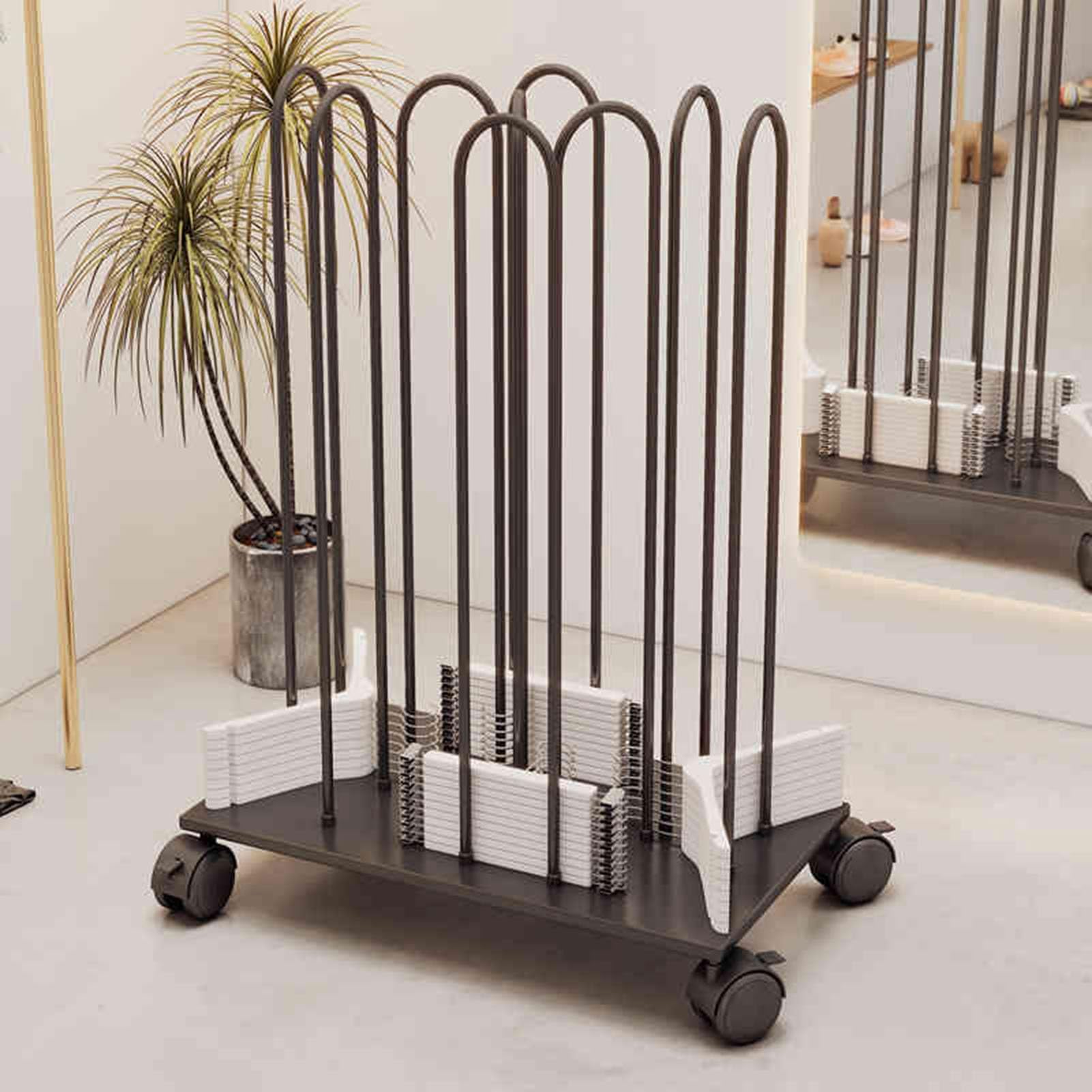 Metalowy wieszak organizer - stojący wózek do przechowywania odzieży, łatwy do przenoszenia do sypialni, pralni i przestrzeni handlowych - stylowy czarny design