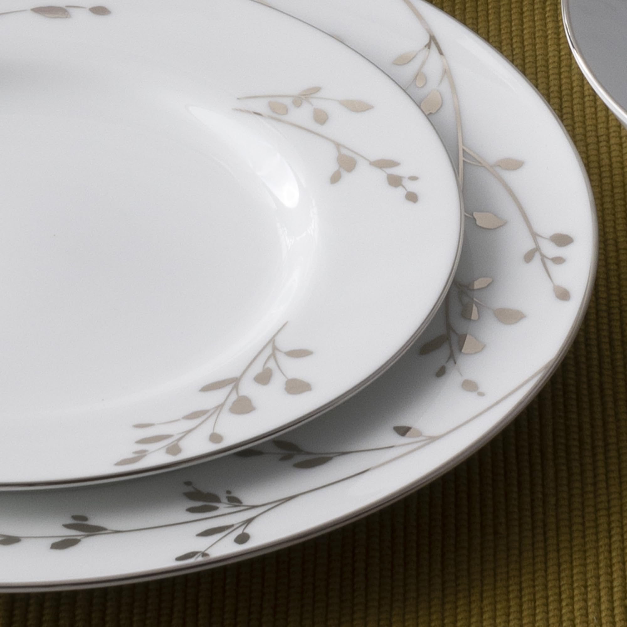 Amazon.com | Noritake Birchwood 5-piece Place Setting, White