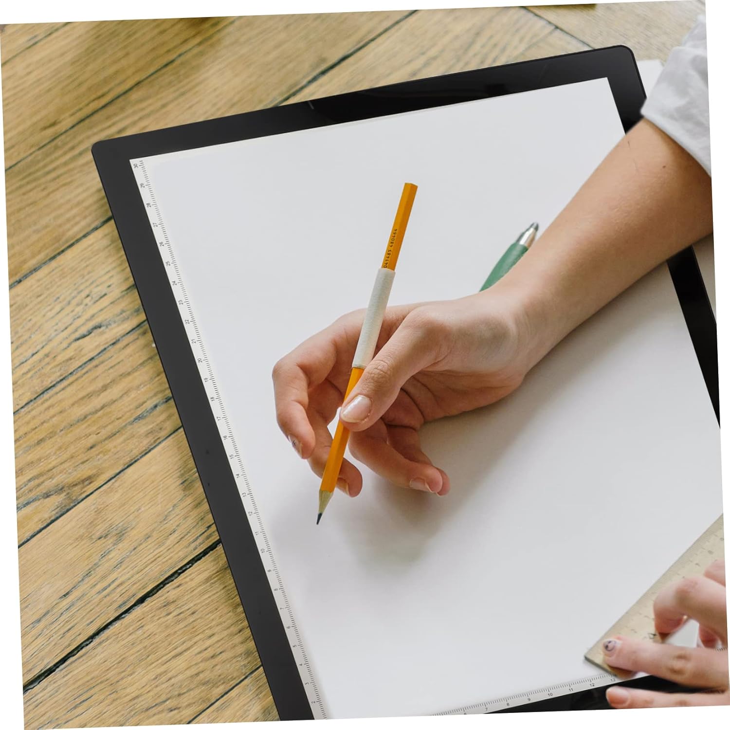 jojofuny A4 USB Copying Sketching Board Magnetic Clip Adjustable Tracing Pad for Artists Rechargeable Drawing Board for Calligraphy and Sketching