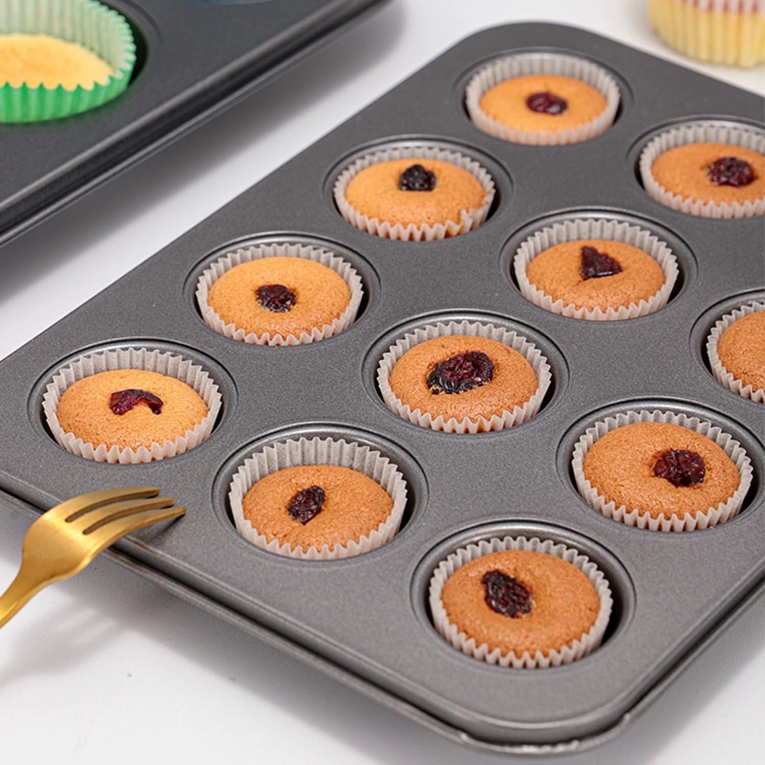 Teglia per 24 mini muffin in acciaio antiaderente in offerta