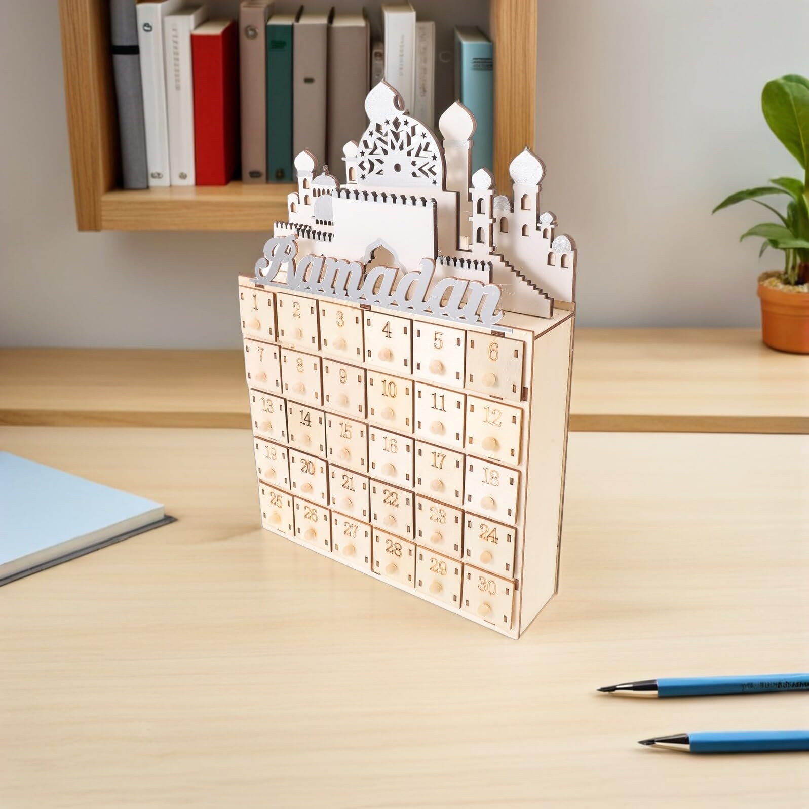 ULTECHNOVO Calendario Dell’avvento per Ramadan in Legno Sostenibile con 30 Cassetti e Luci LED Morbide, Decorazione da Tavolo Rotonda per Conto alla Rovescia Eid Mubarak 2026, Ornamento