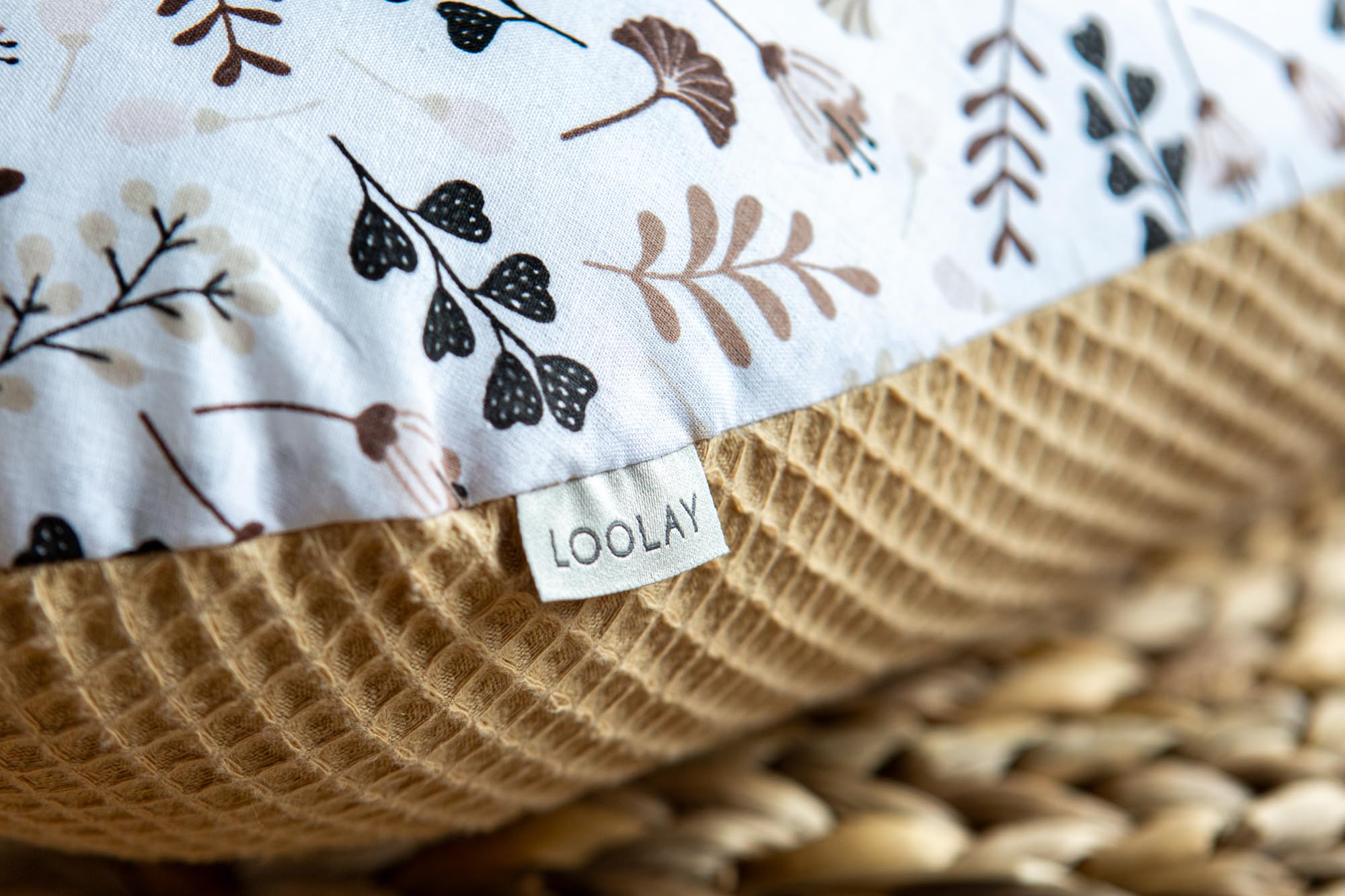 LOOLAY Coussin de maternité - Coussin d'allaitement 170 cm - Coussin de positionnement latéral 100% coton - avec housse amovible - Coussin enceinte ergonomique pour dormir (Motif gaufré taupe/Motif