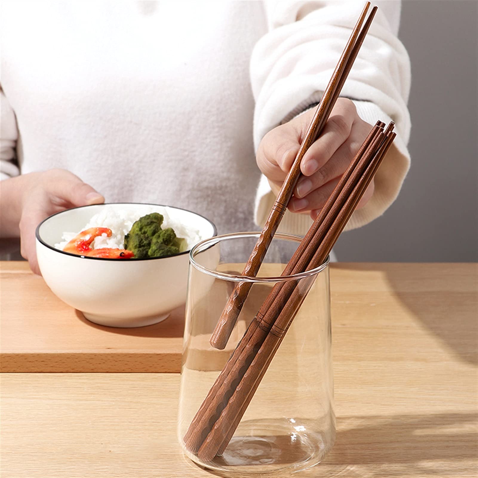 5 paires de baguettes réutilisables, des baguettes en bois Set Style japonais, des bâtons de hachage réutilisables de 9 "pour la nourriture asiatique