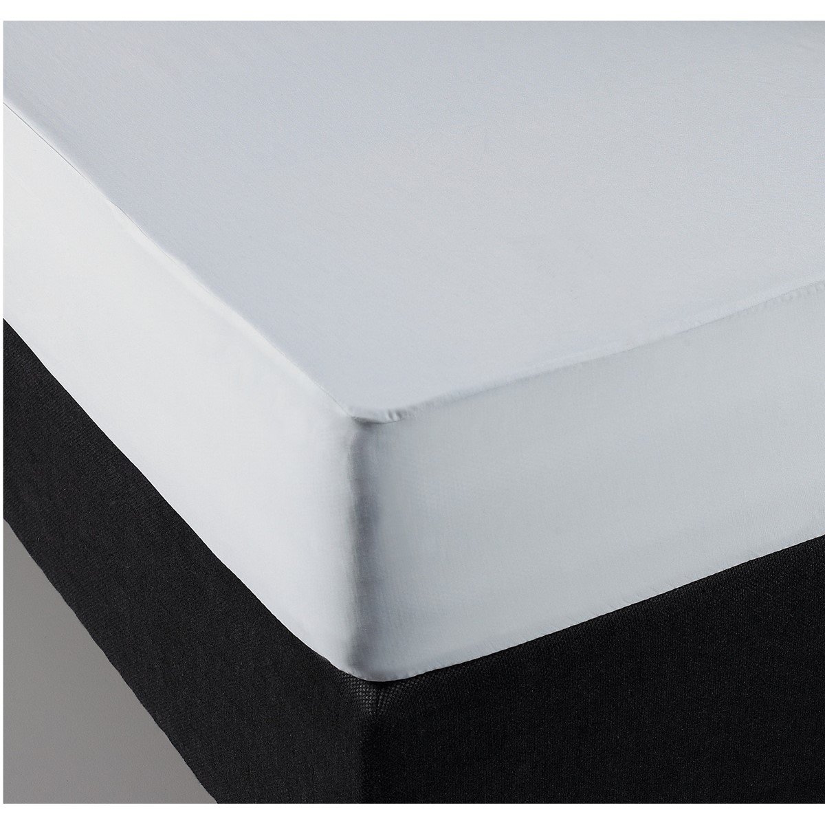 Protège-matelas PVC 140x190 stop fuites et taches pour un lit sain