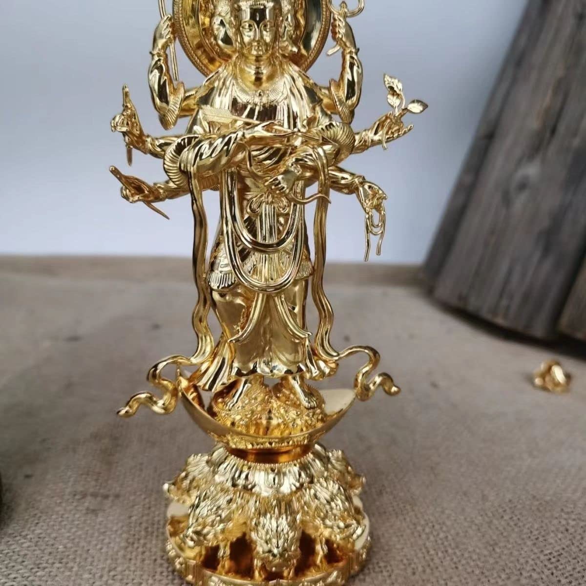 Amazon｜仏像 摩利支天 立像 騎猪像 真鍮材質 総高16cm護身 蓄財｜仏像