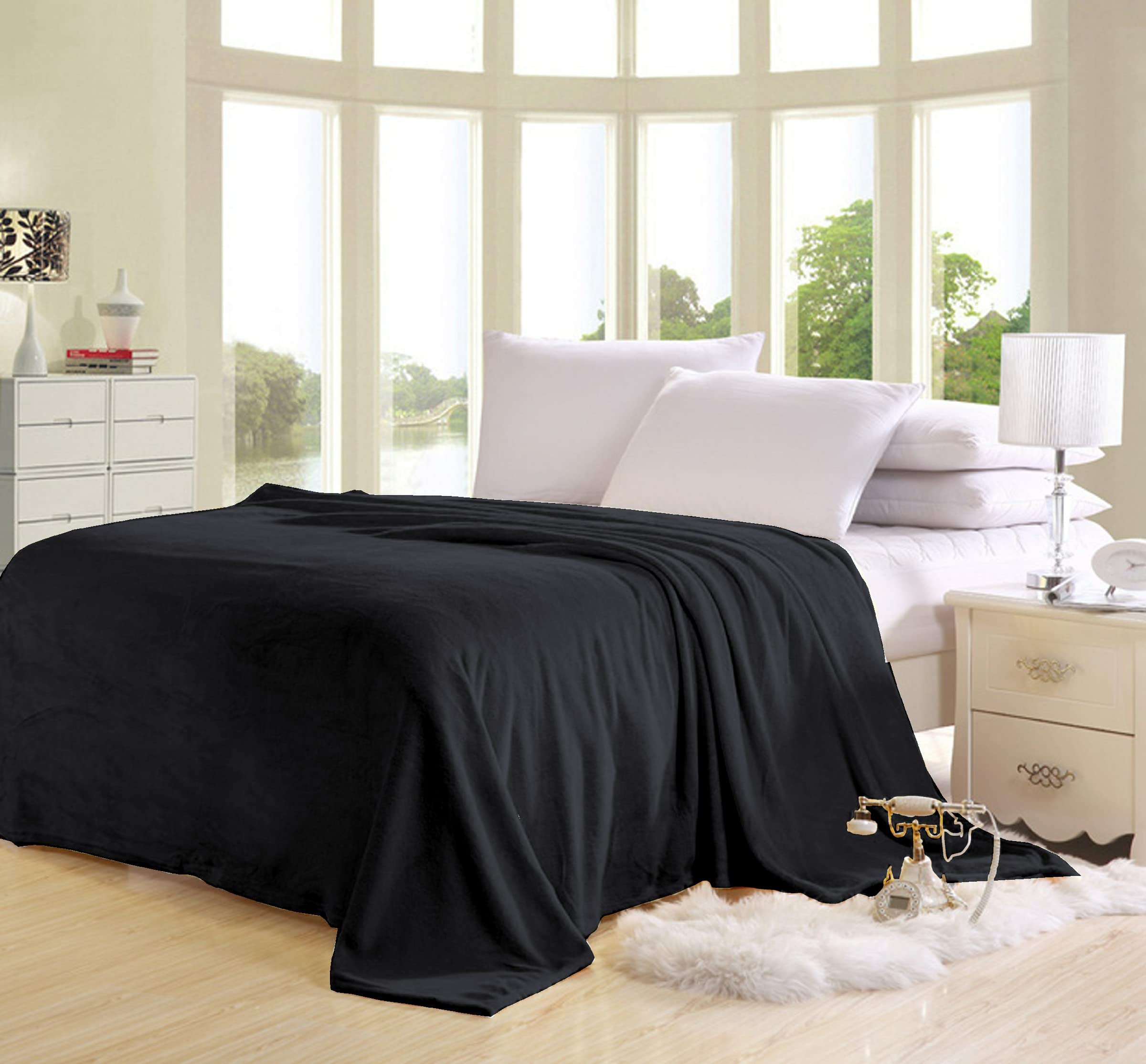 BESCH Mantas para Sofás de Sedalina 160x220cm Extra Suave - Mantas para Cama de 135-150cm 100% Poliéster Suave, Ligera, Cómodo y Cálida - Negro