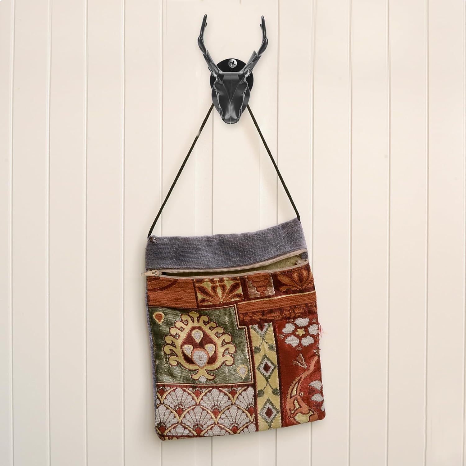 Deer Antler Wall Hook Rack Iron Art Decorative Clothes Hanger for Coat Hat Scarf Display Home and Shop Wall-Mounted Organizer Black