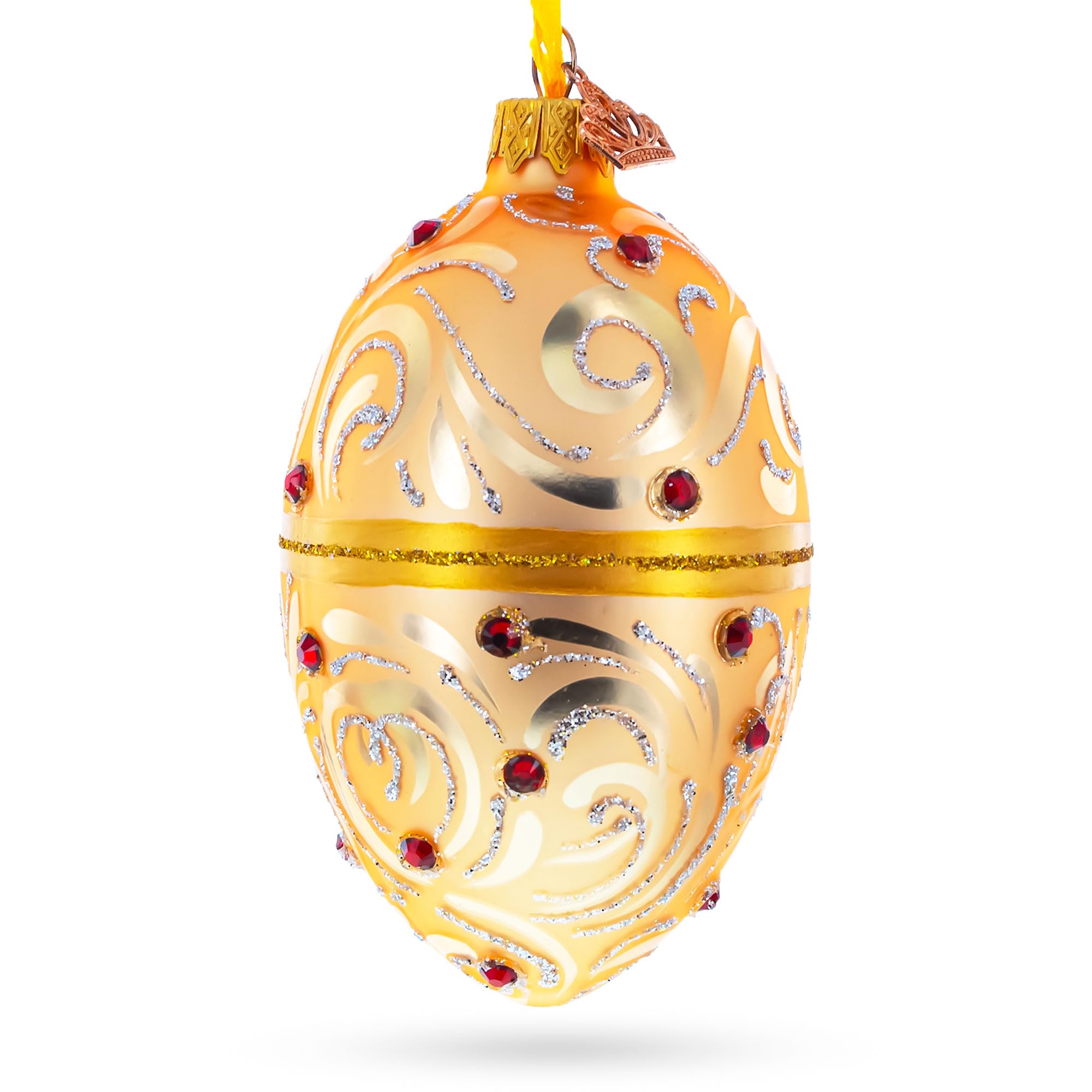 Huevo ornamento de vidrio con joyas rojas y elegantes remolinos soplados a mano