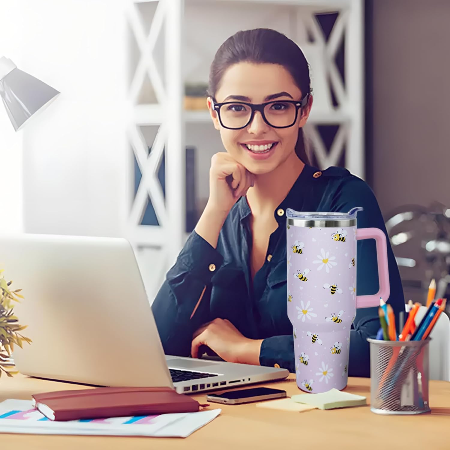 40 oz Cute Daisy Bee Tumbler with Handle and Straw, Stainless Steel Insulated Cup with Lid and Straw, Travel Mug Water Bottle, Gifts for Women - Image 6