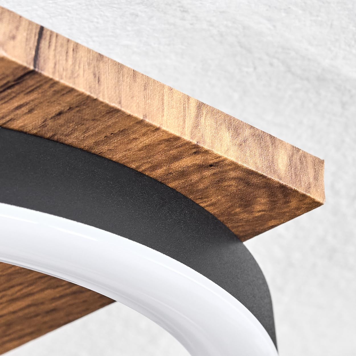 HOFSTEIN LED Deckenleuchte Cascada, Deckenlampe aus Metall/Holz/Kunststoff in Schwarz/Braun/Weiß, 18 Watt, 3000 Kelvin, Leuchte im modernen Design für Schlafzimmer, Esszimmer, Wohnzimmer, Küche, Flur