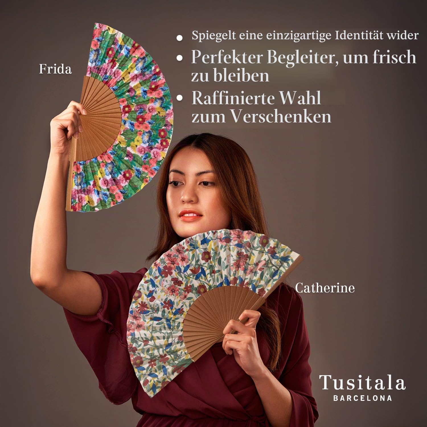 Spanischer Handfächer Triana – Holz und Baumwolle – 23 cm – Etui und Hülle aus Jute – Modeaccessoire – Handgefertigt in Spanien – Events und Geschenke – Blumenkollektion – Tusitala Barcelona