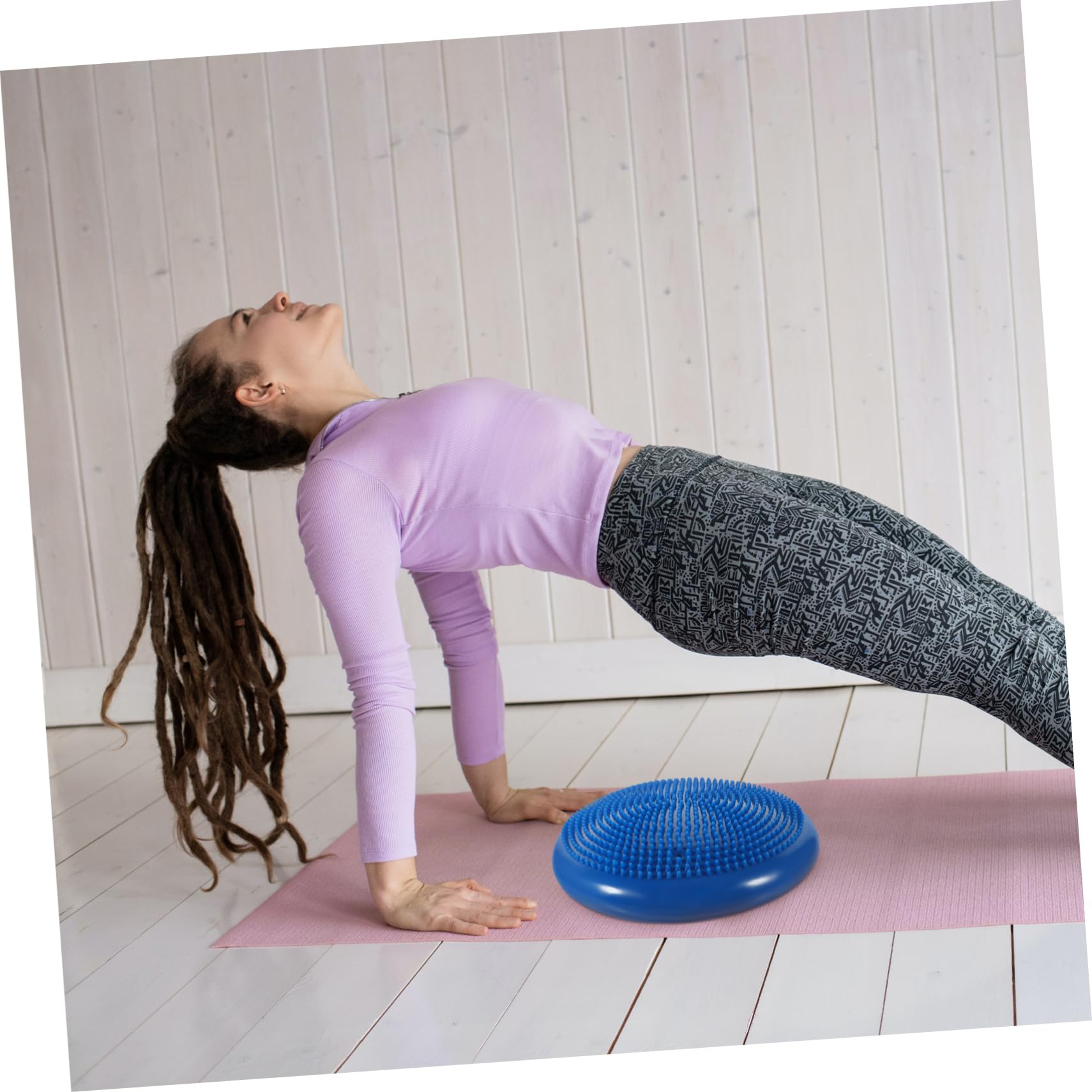 ERINGOGO Coussin Dassise Gonflable Bleu pour et Stabilité Coussin Lombaire Ergonomique pour Soulager Dos et Muscles Du Tronc avec Pompe Manuelle Incluse Couleur Aléatoire Couleur Aléatoire
