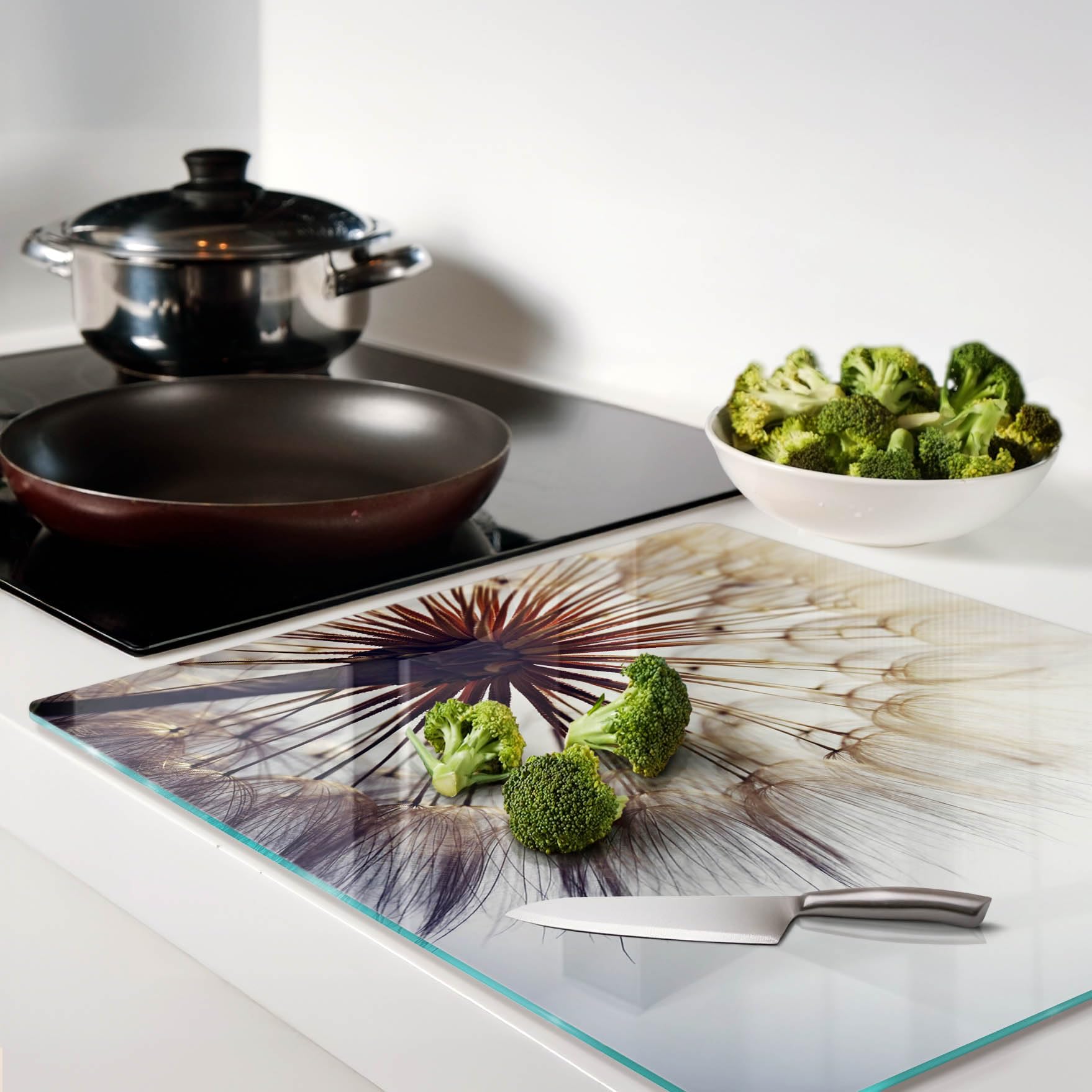 Glasschneidebrett 60x52 cm Antibakteriell Dünn Glasplatte für die Küche Rutschfest Silikonfüße Dekorativ Plastikfrei Gehärtetes Glas Hitzebeständig Lebensmittelecht - Löwenzahn