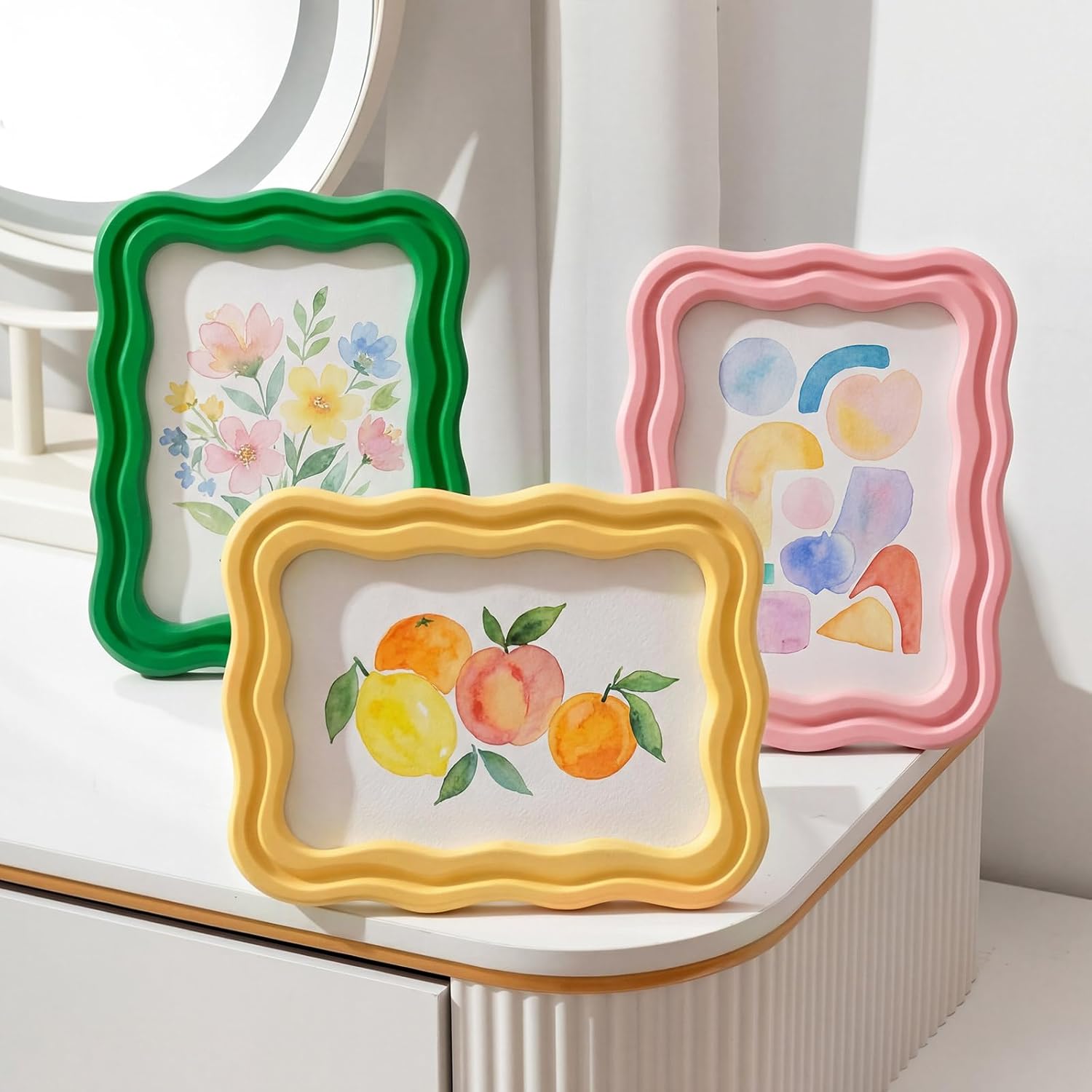 Vicenpal 3 Pack 5 x 7 Inch Scalloped Picture Frame Vintage Curved Funky Decorative Picture Frame for Desktop Wall Display Home Decor Gift Aesthetic Art Design (Bright Colors)