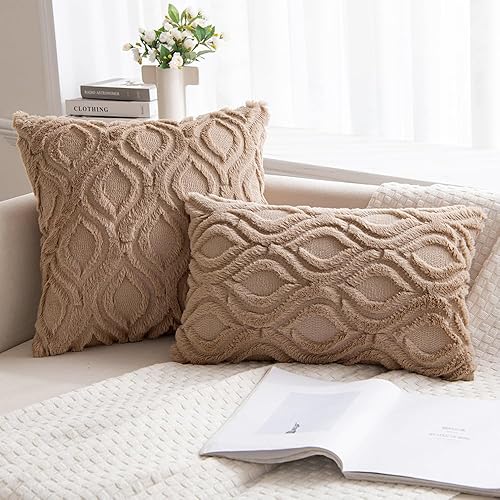 Miniatura 4 de MIULEE Juego de 2 fundas de almohada de lana sintética suave de 18 x 18 pulgadas, color marrón claro para sofá, sala de estar y cama