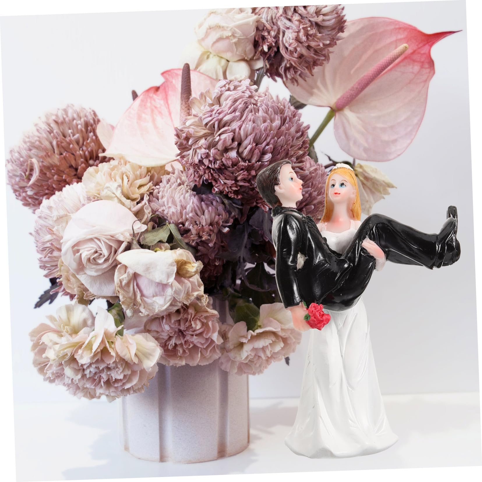 Cabilock 2stücke Brautpaar Figurine Aus Resin Hochzeitsdeko Tortenaufsatz Für Braut Und Bräutigam Romantisches Als Hochzeitsgeschenk Perfekter Fotorequisit Für Unvergessliche Momente